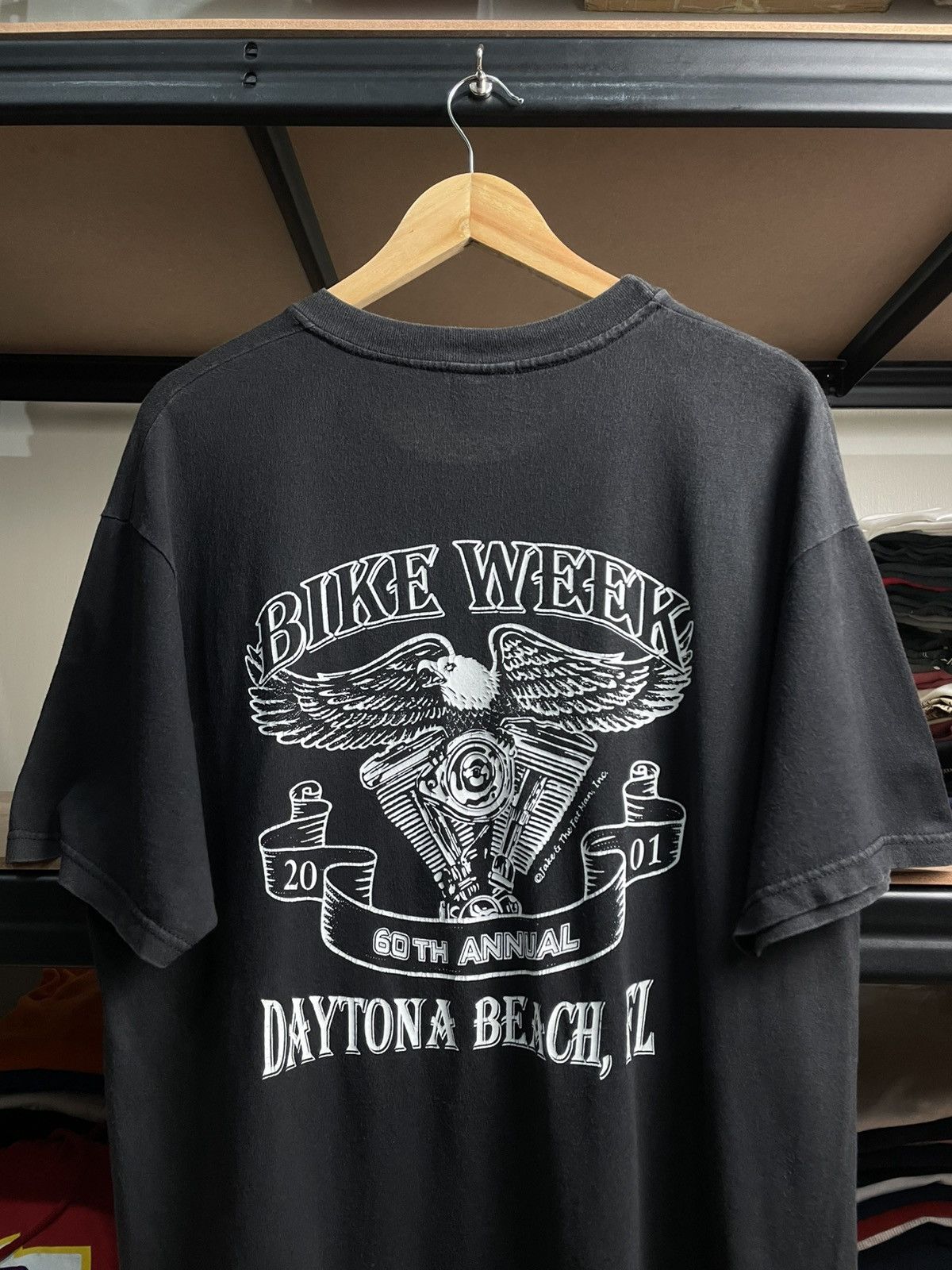Hanes vintage 2001 Daytona Beach Bike Week t-shirt Size US L / EU 52-54 / 3 - 6 Thumbnail