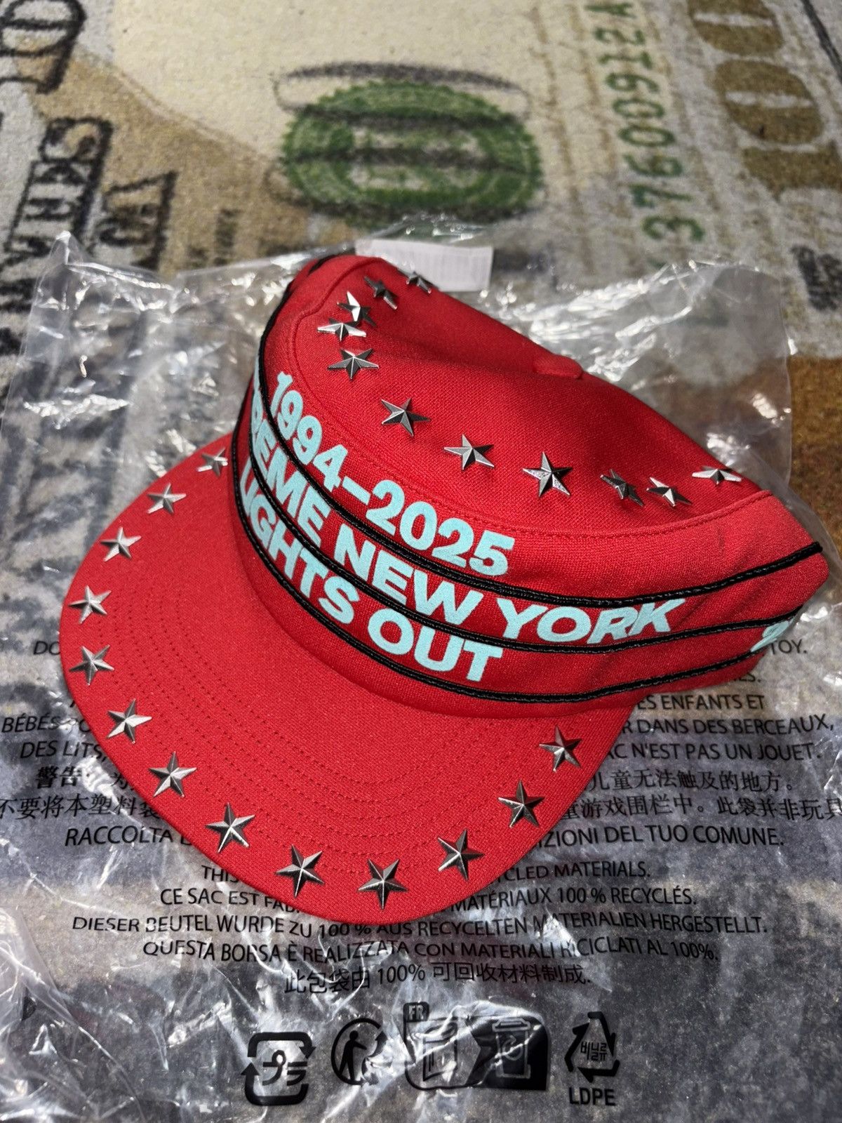 帽子 Supreme Stars Studded Pillbox Hat \"Black Supreme FW25 Stars Studded Pillbox Snapback Cap Hat Black