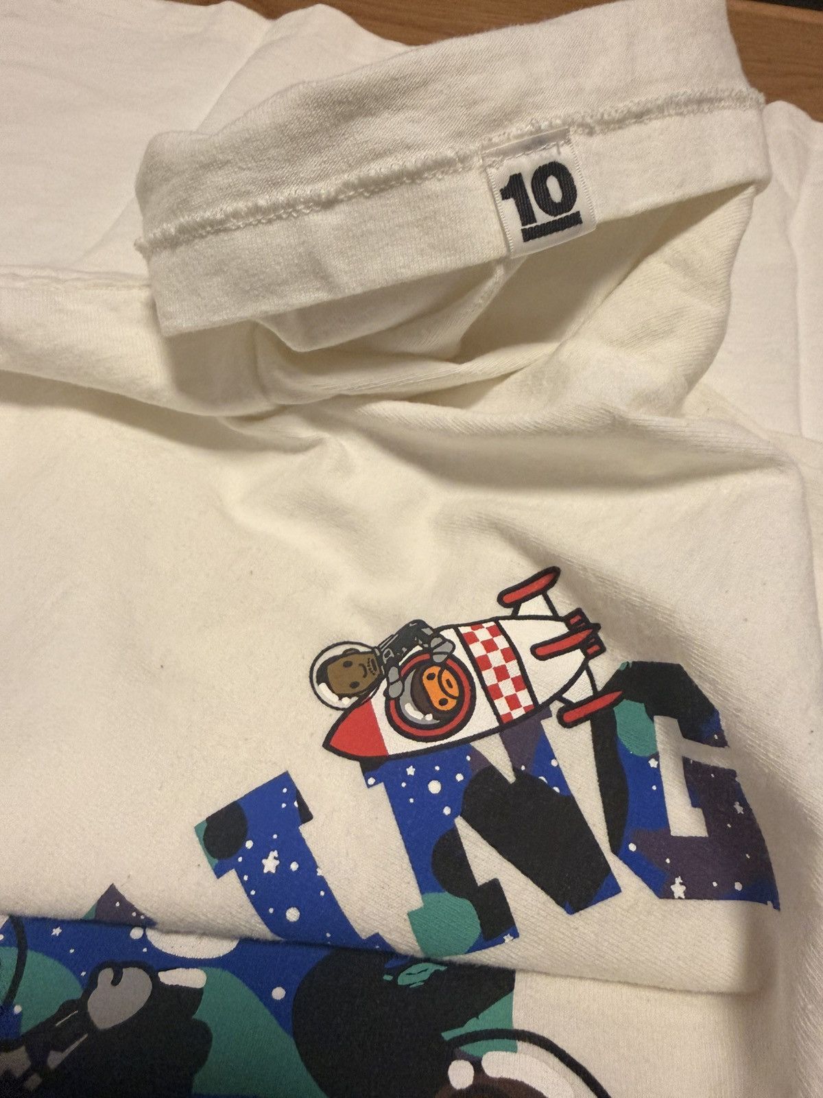 Bape × Kid Cudi A BATHING APE Bape Kid Cudi NYC 10th White tee L Size US L / EU 52-54 / 3 - 7 Thumbnail