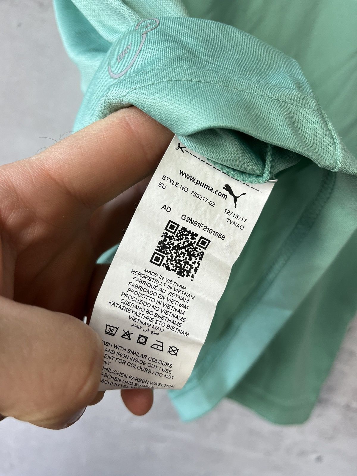 Puma × Vintage ARSENAL LONDON PUMA 2018/2019 FOOTBALL THIRD JERSEY Size US S / EU 44-46 / 1 - 8 Thumbnail