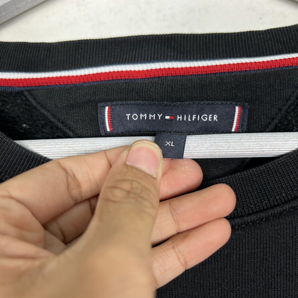 Tommy Hilfiger 🔥 TOMMY HILFIGER SWEATSHIRTS Size US XL / EU 56 / 4 - 11 Thumbnail