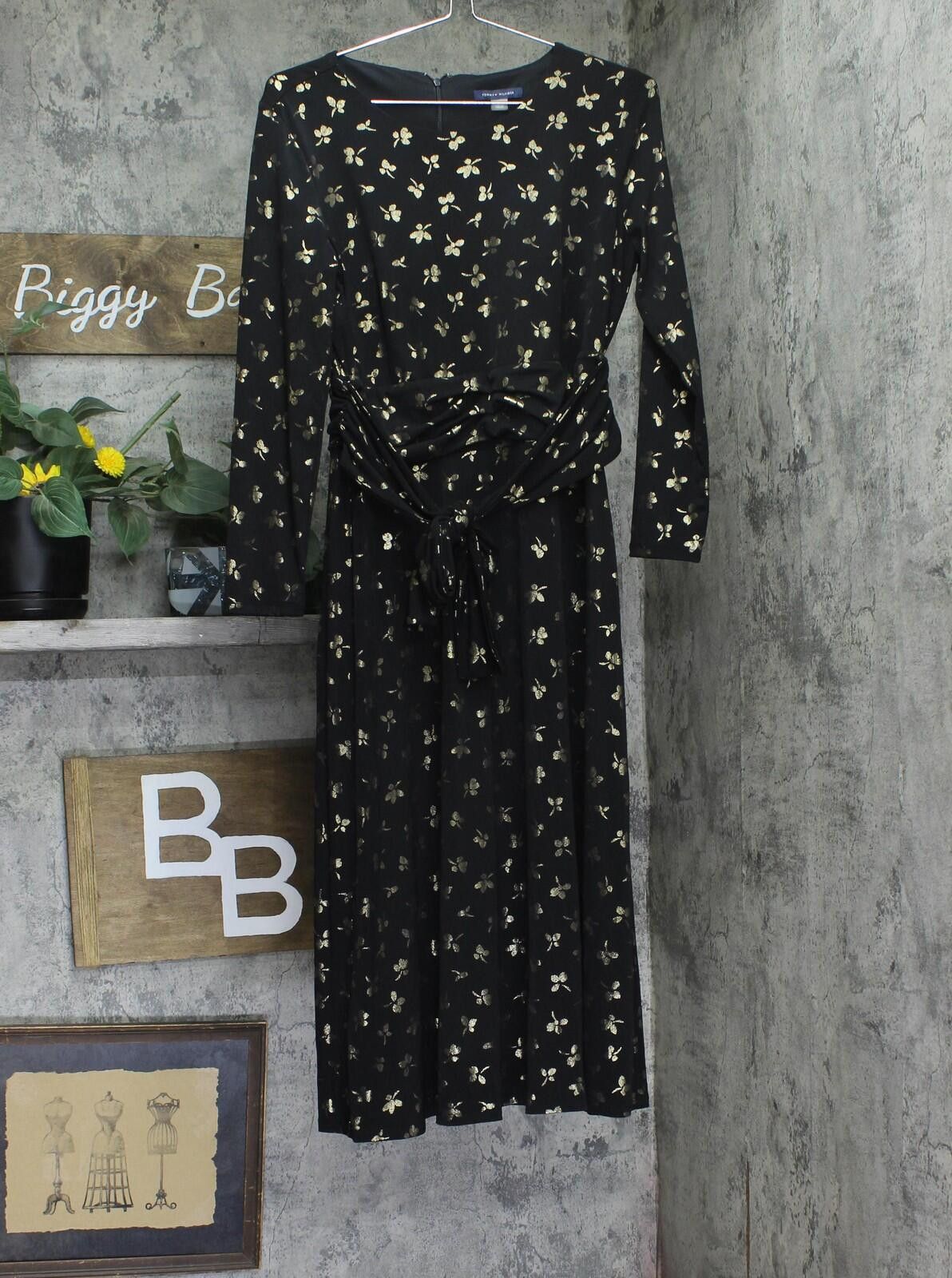 Tommy Hilfiger Nwt Tommy Hilfiger Waist Fit Flare Dress Black / Gold 8 Size M / US 6-8 / IT 42-44 - 1 Thumbnail