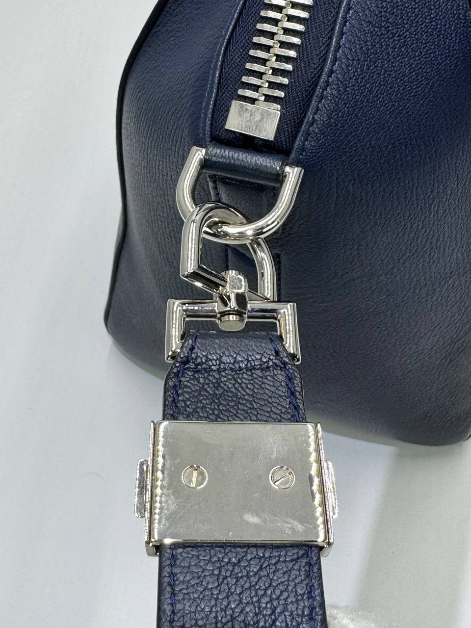 Givenchy Givenchy Antigona Medium Leather Hand Bag Size ONE SIZE - 10 Thumbnail