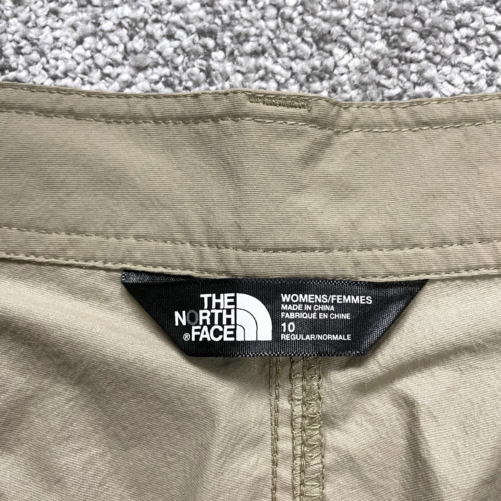 The North Face The North Face Shorts Womens 10 Brown Nylon Mid Rise Casual Outdoor Hiking 34x4 Size 32" / US 10 / IT 46 - 4 Thumbnail