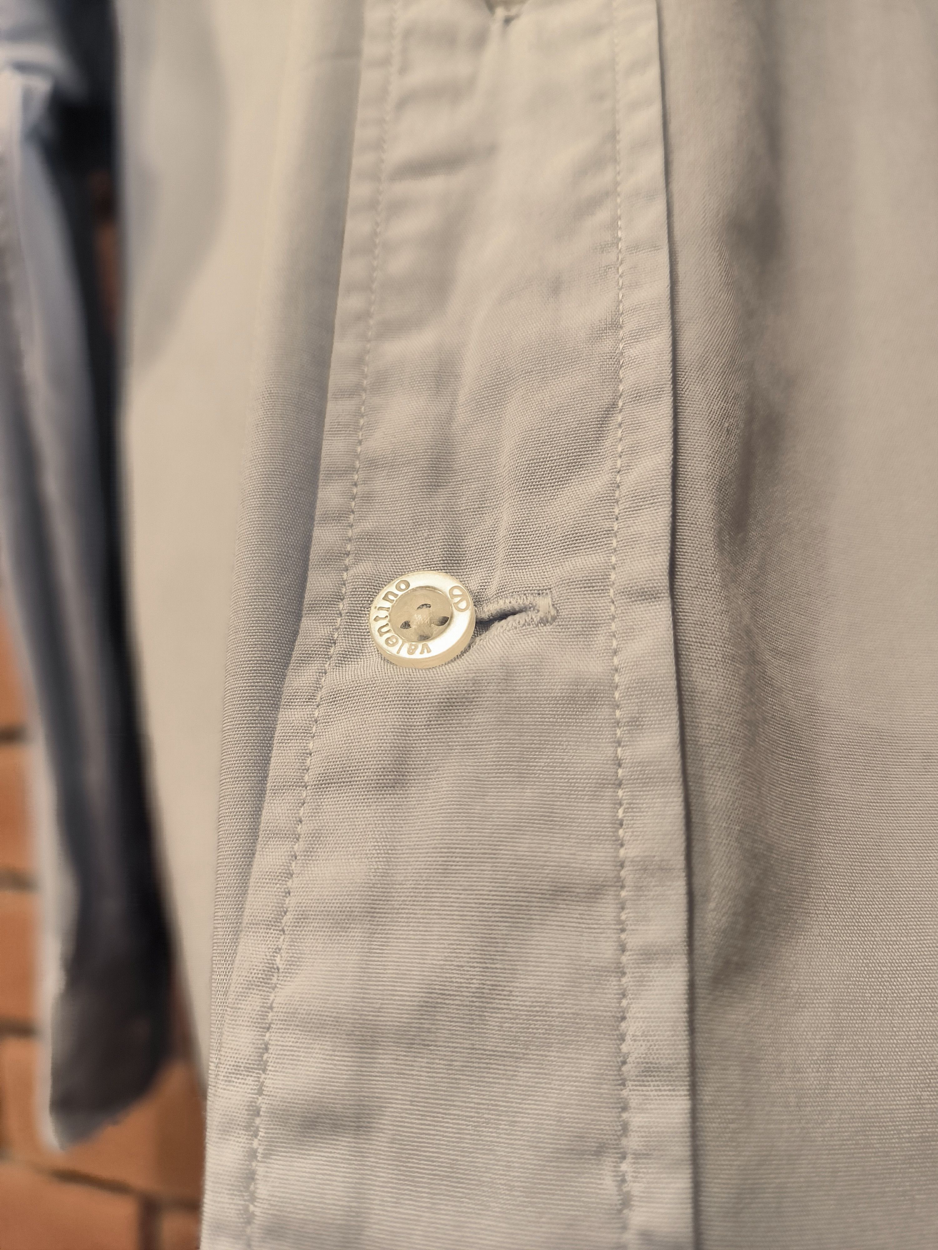Valentino Valentino Shirt Button-up Long Sleeve Logo Formal Size US M / EU 48-50 / 2 - 6 Thumbnail