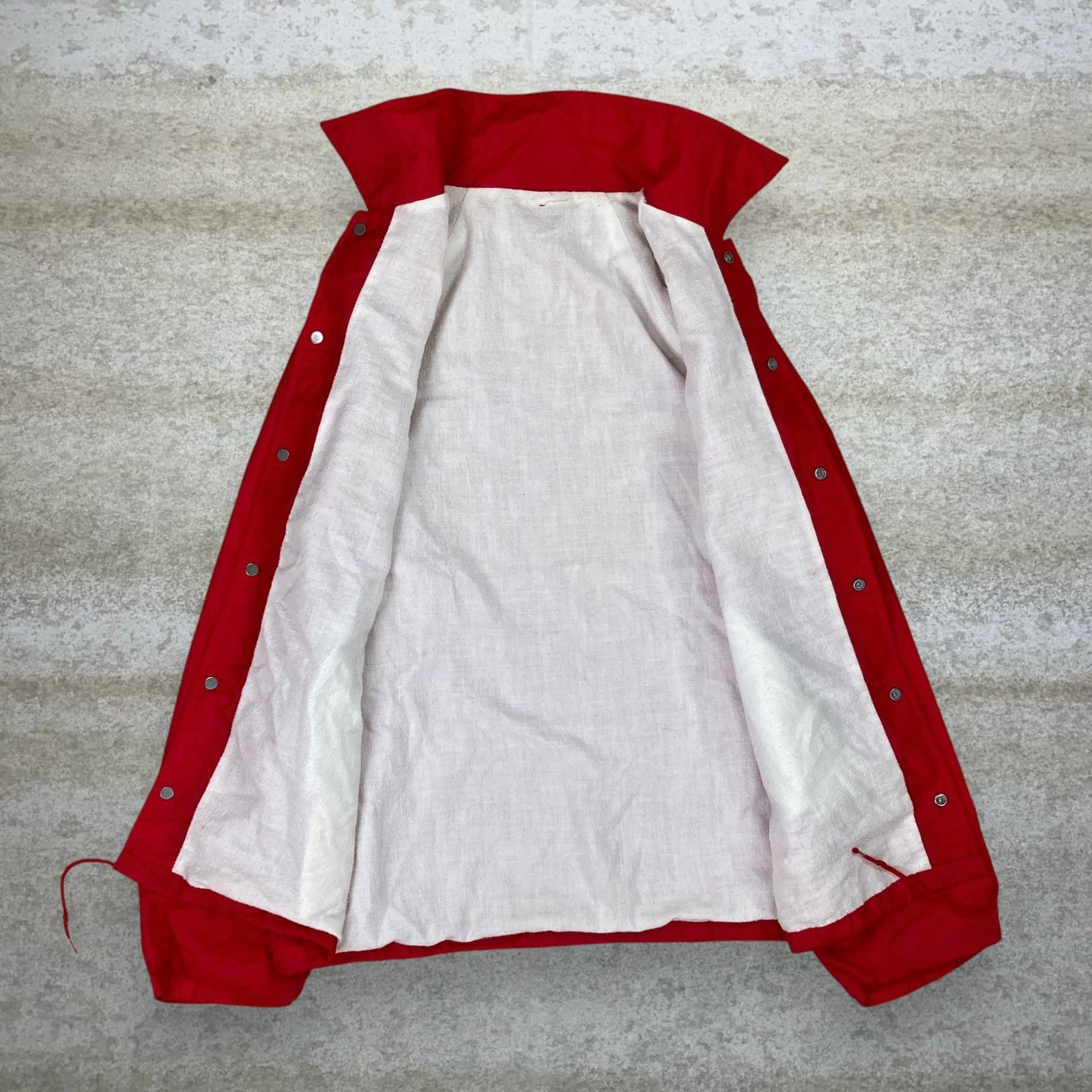 Vintage True Vintage 90s Alabama Windbreaker Jacket Mens L Red White Size US L / EU 52-54 / 3 - 2 Thumbnail
