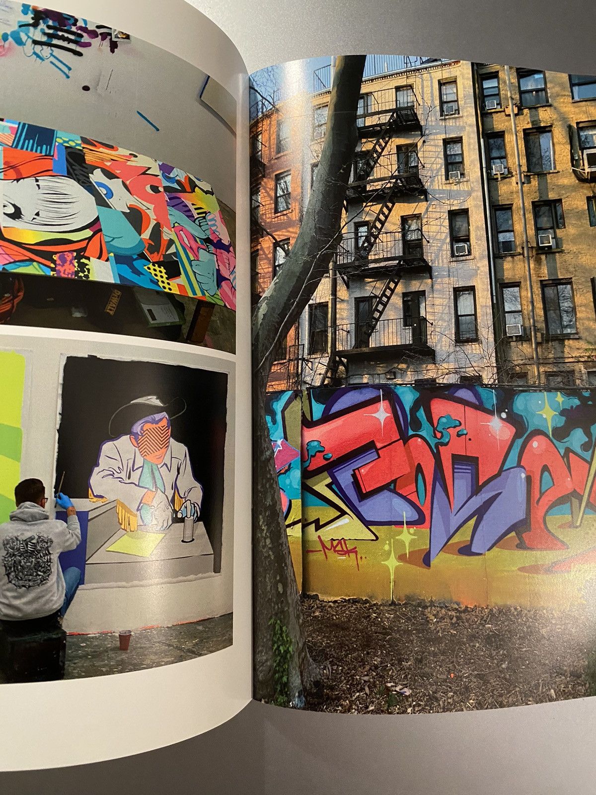 Other Pose msk autographed signed beyond the streets book Size ONE SIZE - 3 Thumbnail