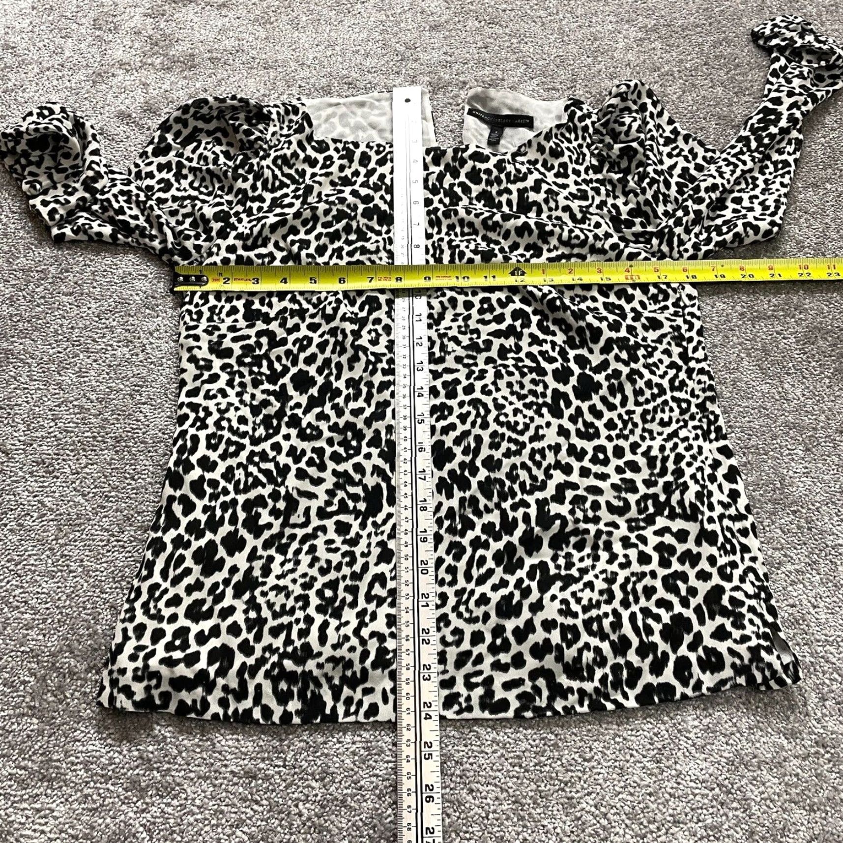 White House Black Market White House Black Market Blouse Womens 4 White Black Animal Print Ladies Size S / US 4 / IT 40 - 5 Thumbnail