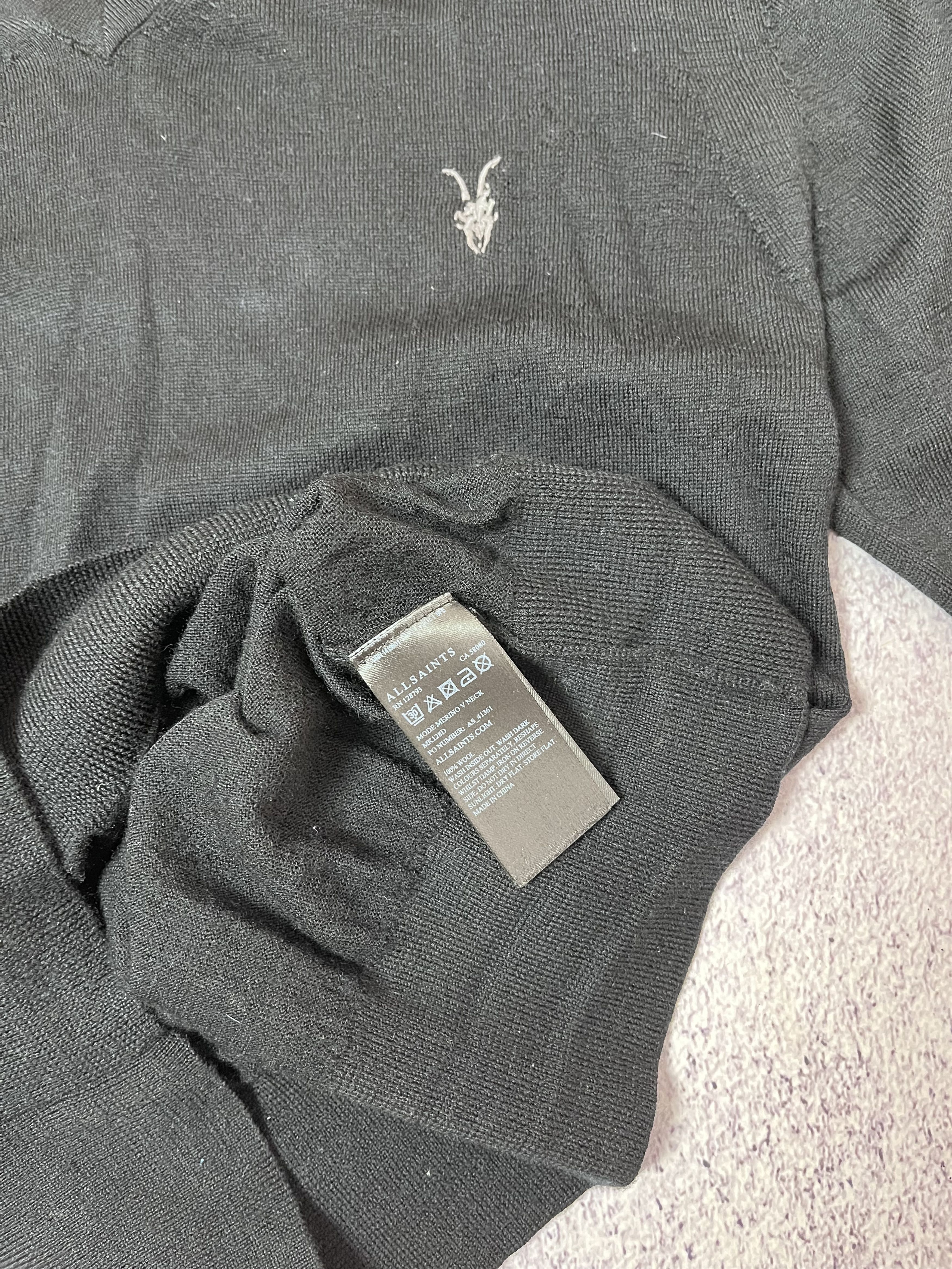 Allsaints Men’/ sweater Allsaints size S black Y2K Size US S / EU 44-46 / 1 - 10 Thumbnail