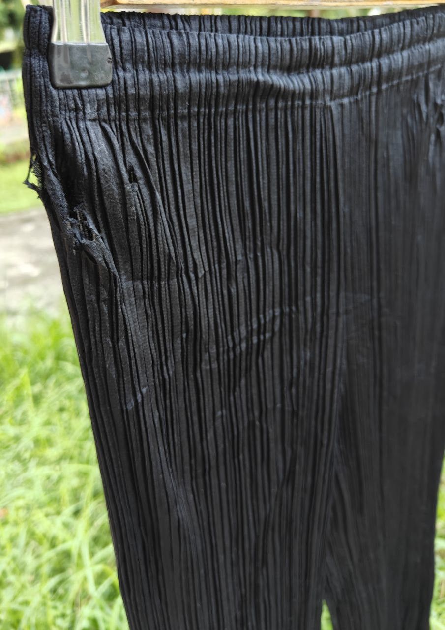 Issey Miyake Thrashed Ripped Damaged Pleats Please Pleated Pant Size 26" / US 2 / IT 38 - 7 Thumbnail