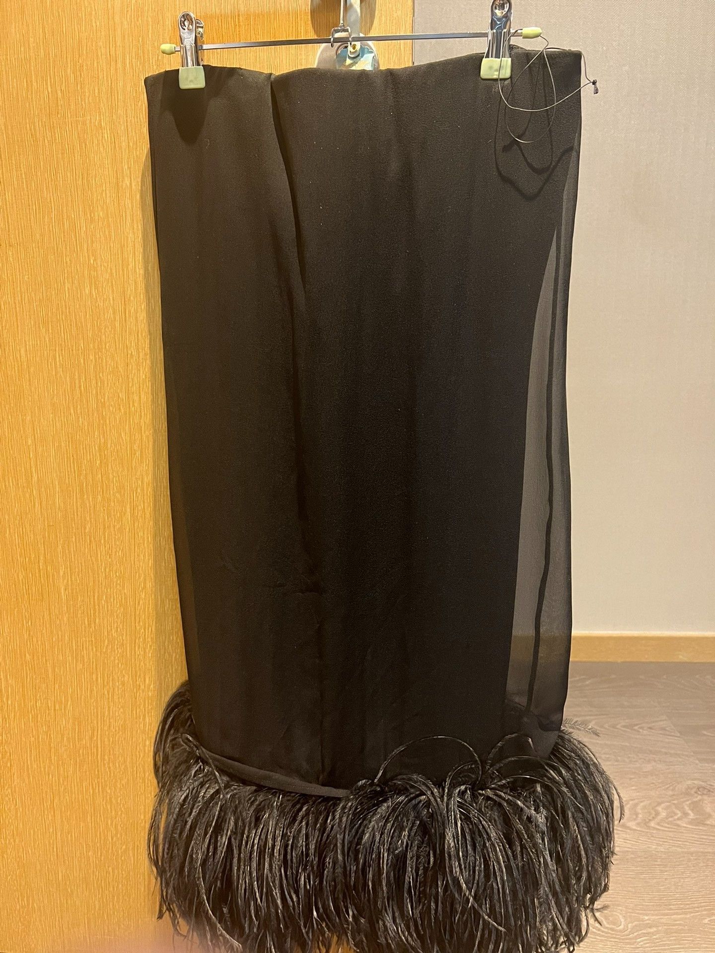 Saint Laurent Paris SAINT LAURENT Ostrich Feather Strapless Dress Size XS / US 0-2 / IT 36-38 - 1 Thumbnail