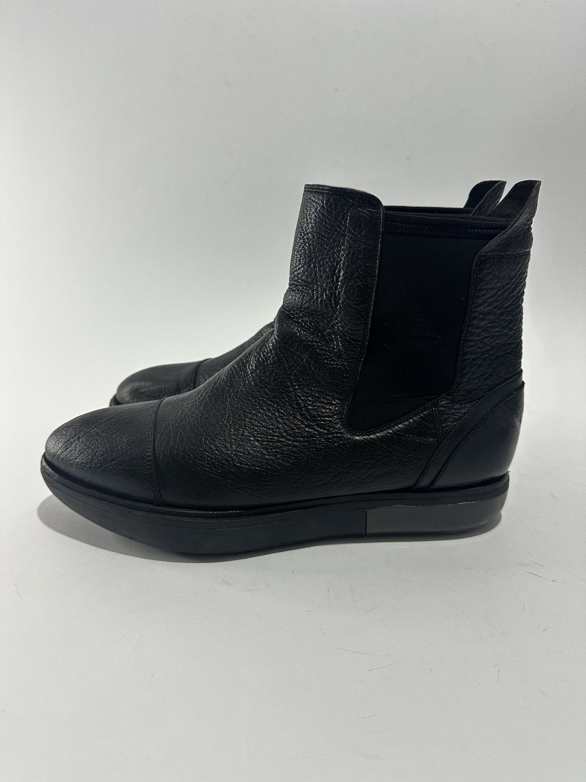Adidas × Yohji Yamamoto ADIDAS X YOHJI YAMAMOTO BLACK LEATHER CHELSEA BOOTS Size US 9.5 / EU 42-43 - 1 Thumbnail