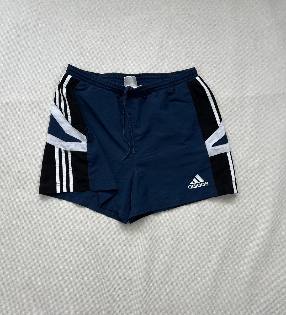 Adidas × Vintage Shorts Adidas Vintage 90’s Logo Size US 32 / EU 48 - 1 Thumbnail