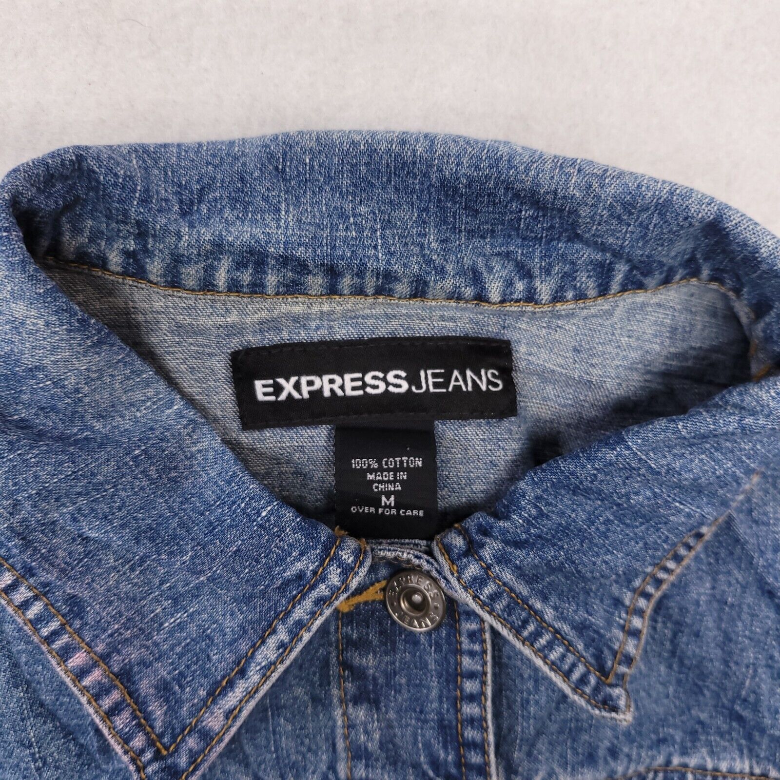 Express Express Jeans Button Up Denim Jean Jacket Womens Size M Blue Size M / US 6-8 / IT 42-44 - 3 Thumbnail