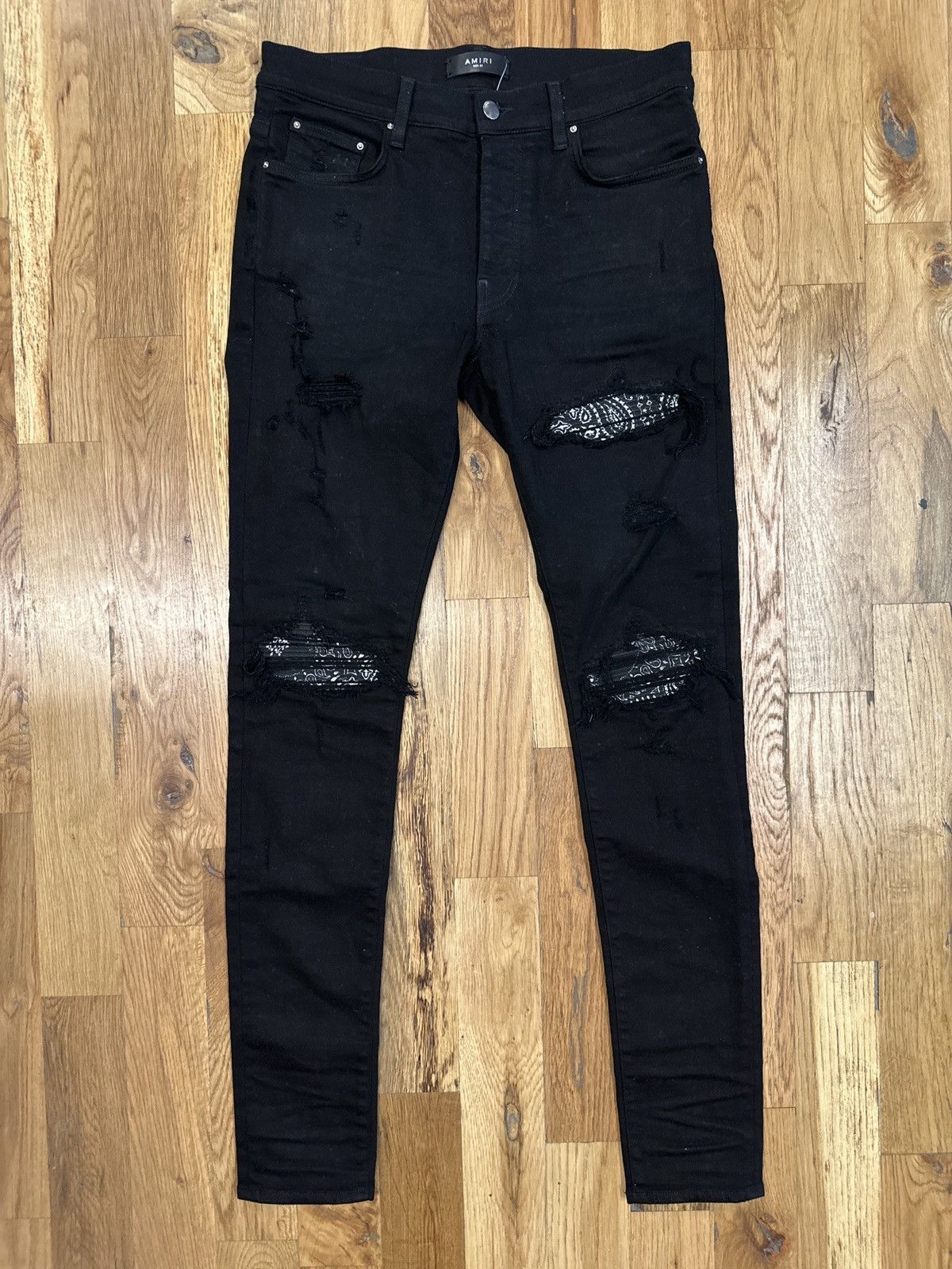 image of Amiri Mx1 White Paisley Black Denim Jeans Size 32, Men's