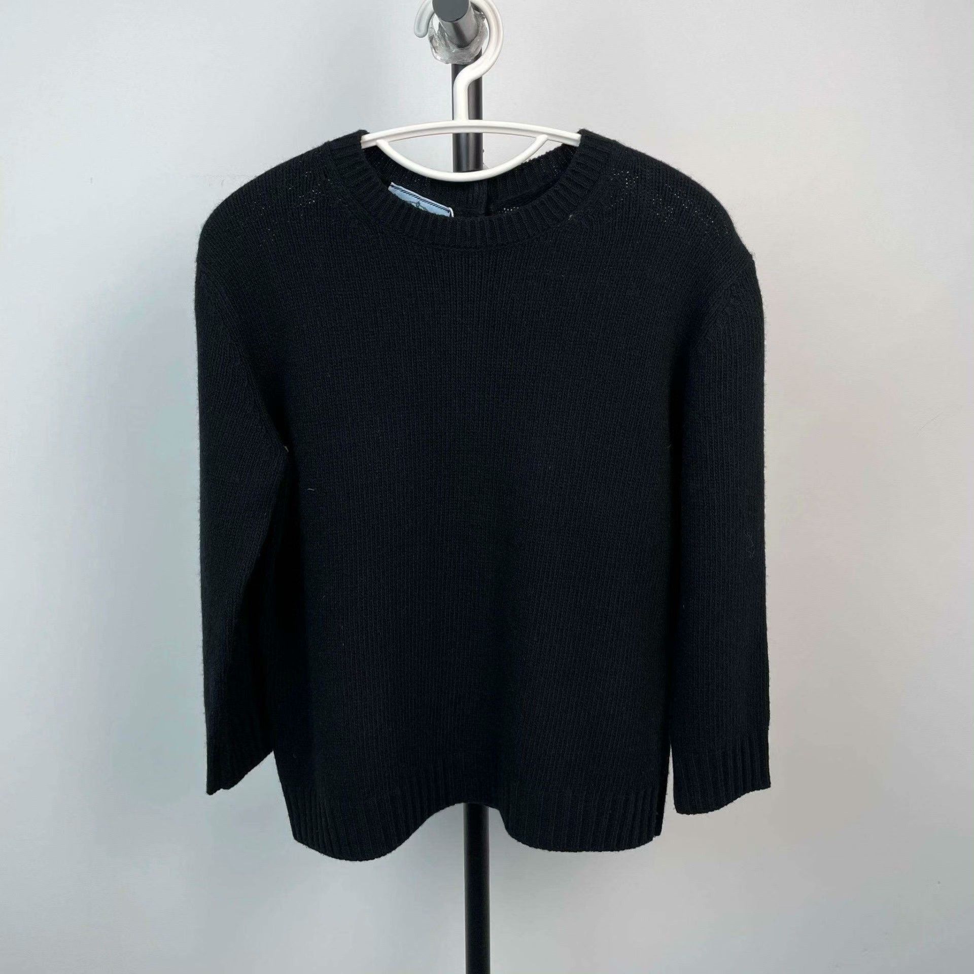 Prada Prada Black Sweater 40 Women Size M / US 6-8 / IT 42-44 - 1 Thumbnail