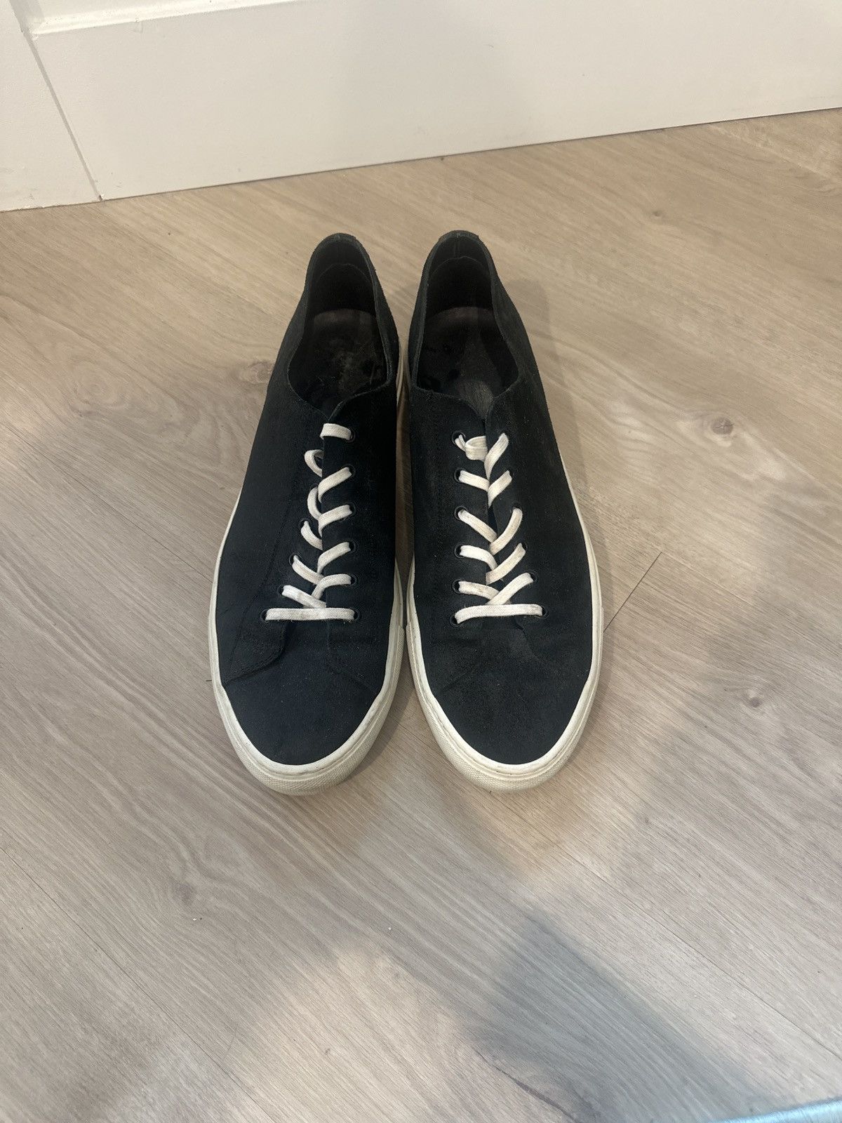 Common Projects Common Projects Achilles Low Suede Size US 12 / EU 45 - 3 Thumbnail