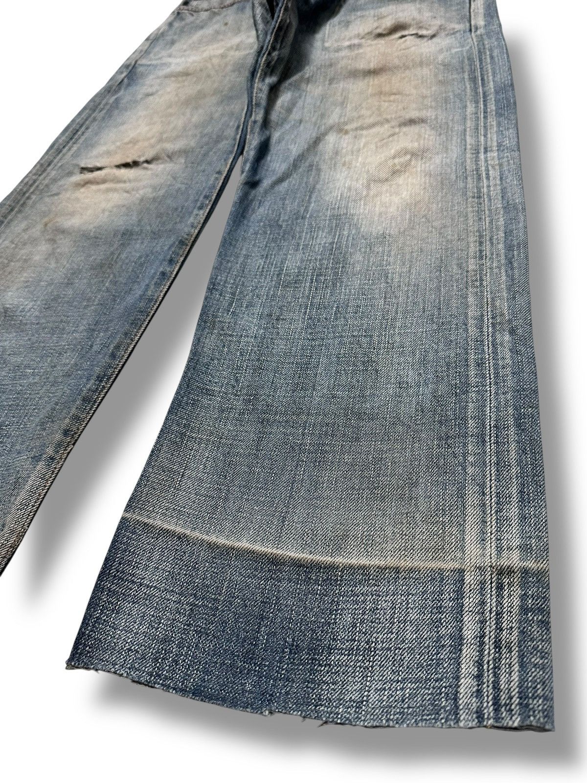 Edwin Edwin 506 Relax Vintage JPN Jeans With Natural Fading & Wear Size US 35 - 15 Thumbnail