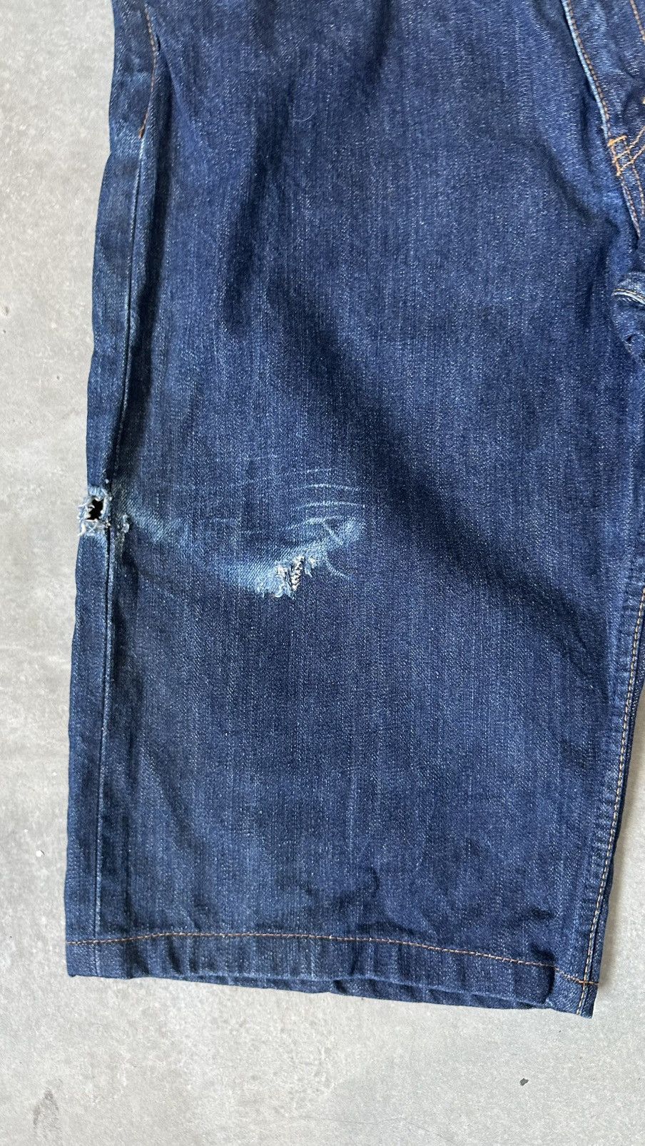 Levi's VINTAGE LEVIS 512 DISTRESSED JORTS Size US 32 / EU 48 - 2 Thumbnail