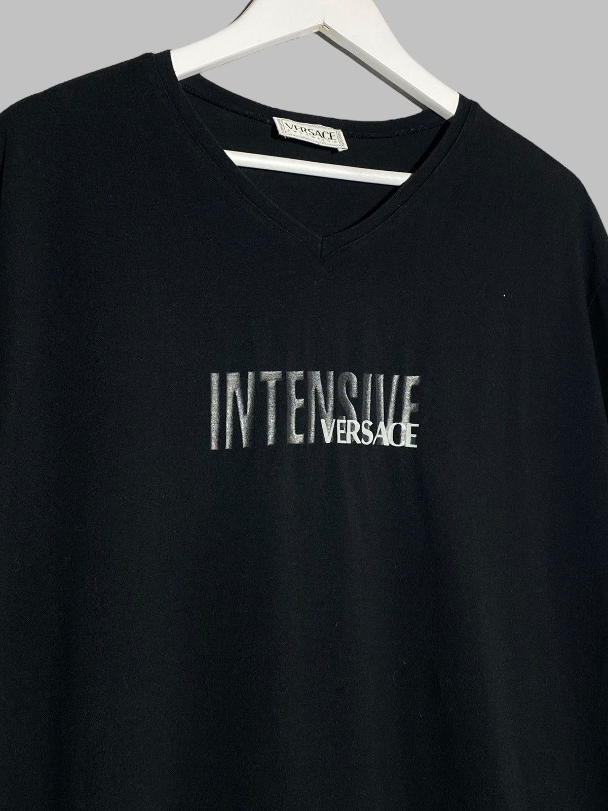 Versace VERSACE INTENSIVE LOGO TEE Y2K MINIMAL MILANO DRIP Size US L / EU 52-54 / 3 - 2 Thumbnail