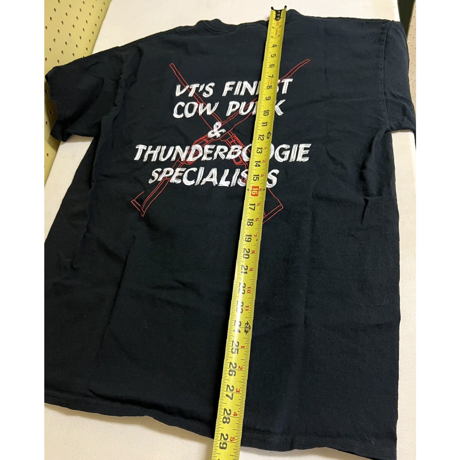 Gildan VINTAGE The Road Trash Band Vermont Cow Punk Thunderboogie Black T-shirt Large Men Short Sleeve Crew Neck T-Shirt Gildan Size US L / EU 52-54 / 3 - 7 Thumbnail