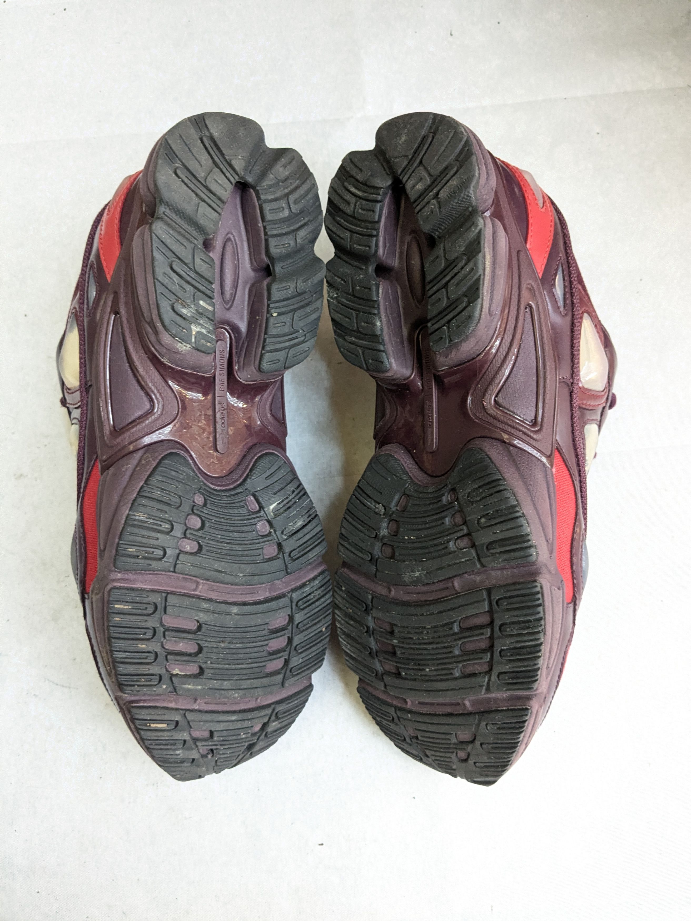 Adidas × Raf Simons Adidas Raf Simons Ozweego 3 Red Burgundy 10 Size US 10 / EU 43 - 11 Thumbnail
