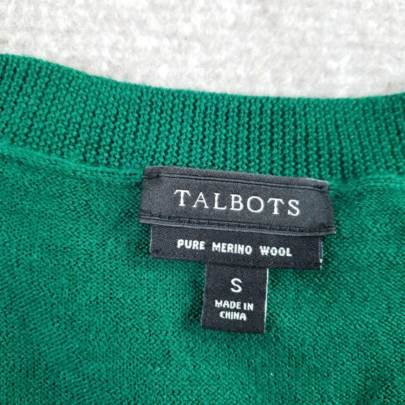 Talbots Talbots Cardigan Sweater Womens Small Green 100% Merino Wool V Neck Lightweight Size S / US 4 / IT 40 - 5 Thumbnail