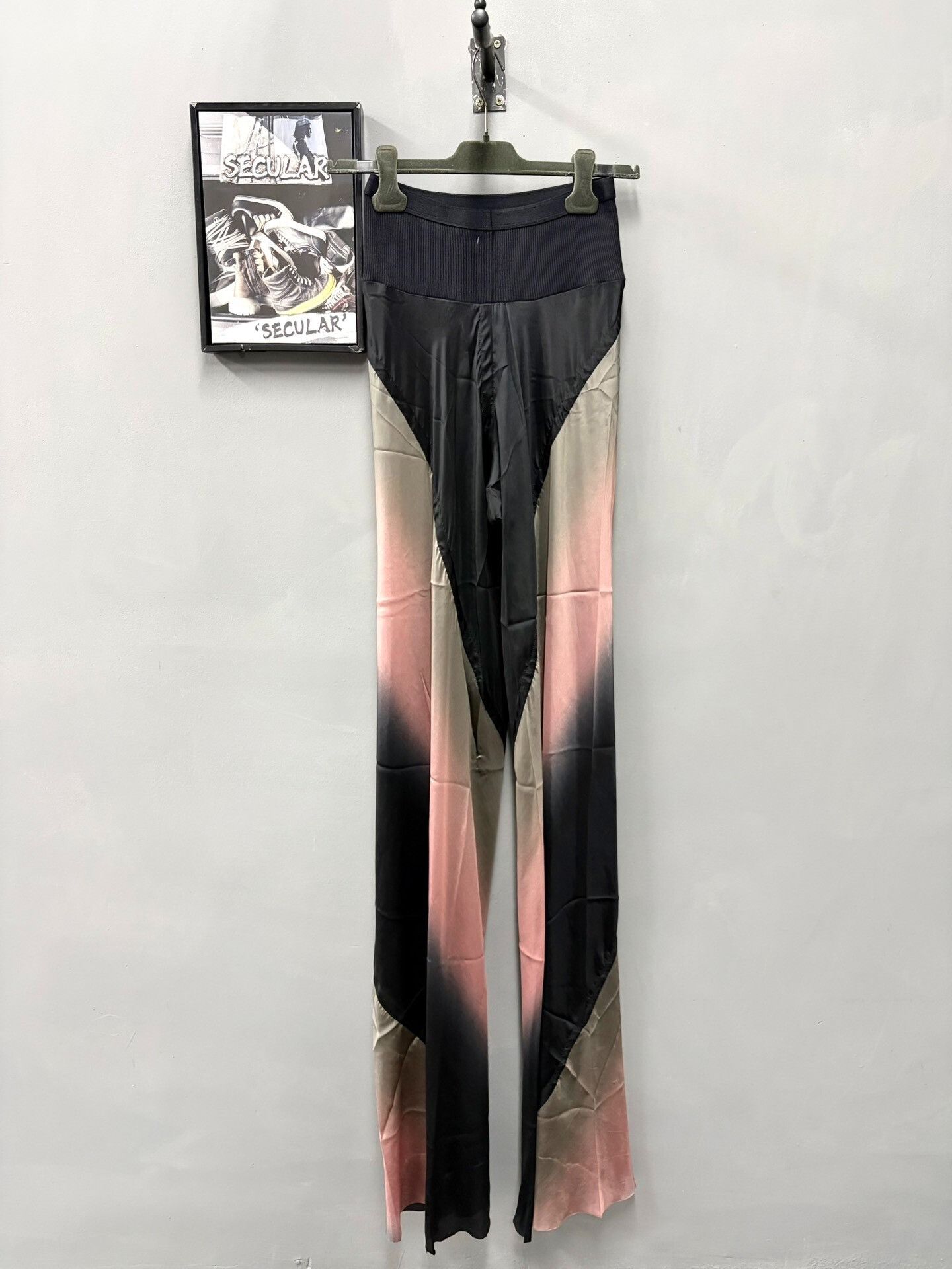 Rick Owens Rick Owens 24SS LIDO Satin Wide-Leg Pants Size 38" / US 16 / IT 52 - 1 Thumbnail