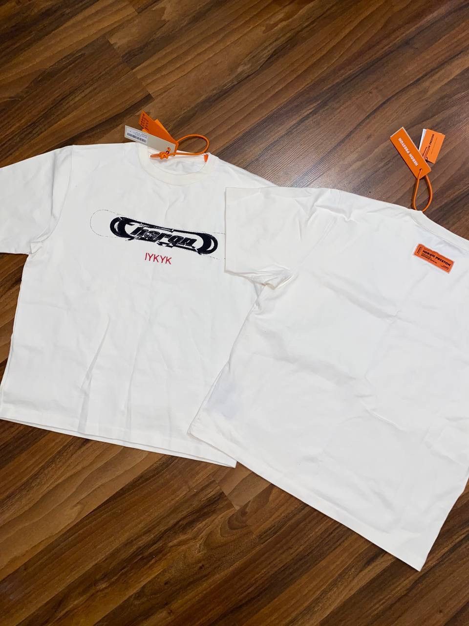 Heron Preston Heron Preston White Iykyk Tee Size US XL / EU 56 / 4 - 1 Thumbnail