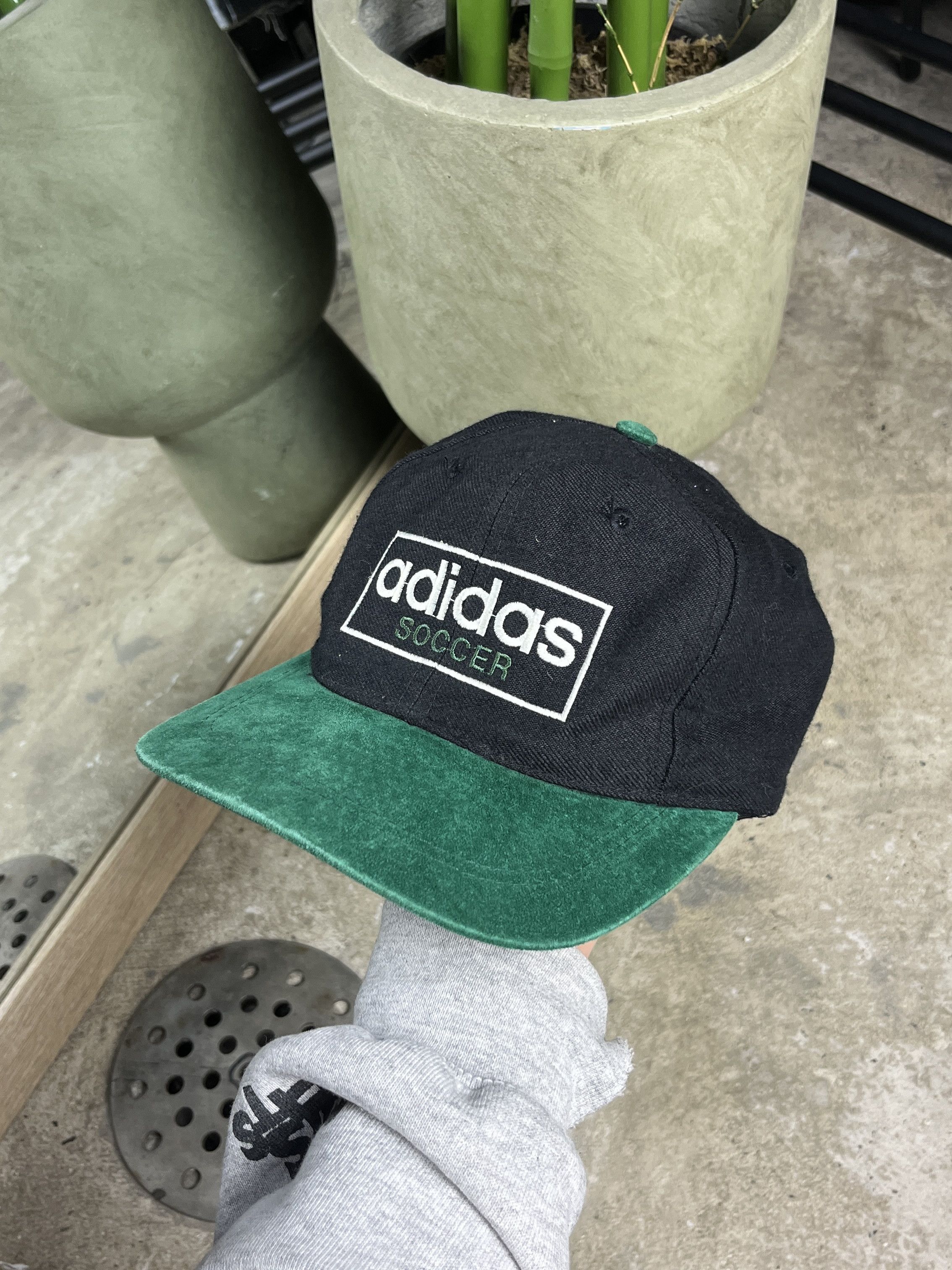 Vintage 1990s ADIDAS SOCCER SNAPBACK CAP - № 4507 Size ONE SIZE - 1 Thumbnail