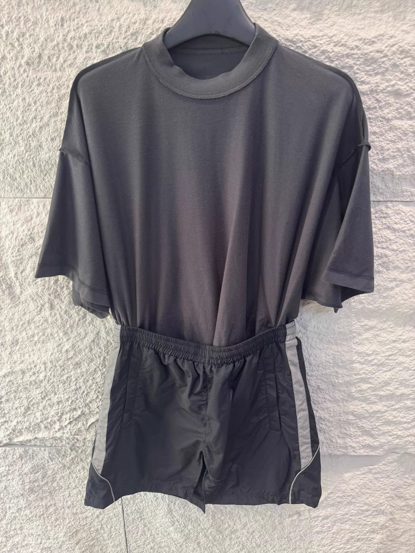 Balenciaga Balenciaga New Short-Sleeve Waist Elastic Jumpsuit Size XS / US 0-2 / IT 36-38 - 1 Thumbnail