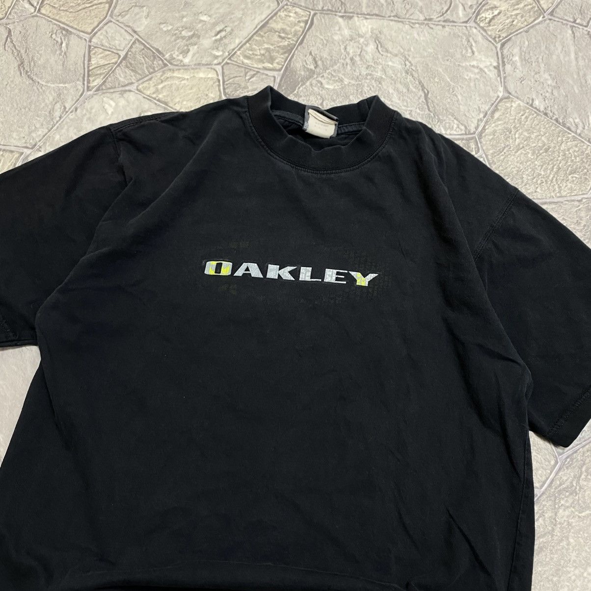 Oakley Vintage Oakley T-Shirt Software Big Logo Japanese Outdoor Size US M / EU 48-50 / 2 - 3 Thumbnail