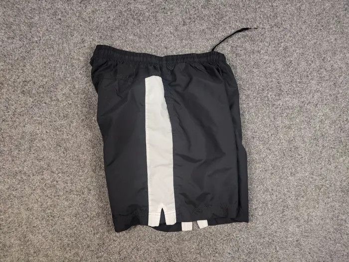 Nike Vintage 90's Nike swoosh Gray Shorts nylon casual Y2K Style Size US 34 / EU 50 - 5 Thumbnail