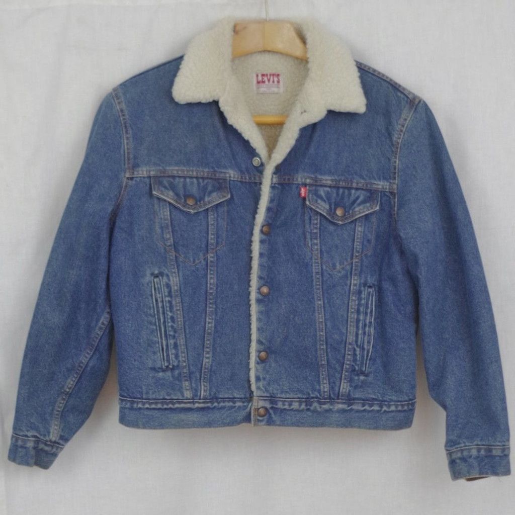 Levi's Vintage USA Made Levi's Sherpa Denim Trucker Jacket Size 44R Size US L / EU 52-54 / 3 - 1 Thumbnail