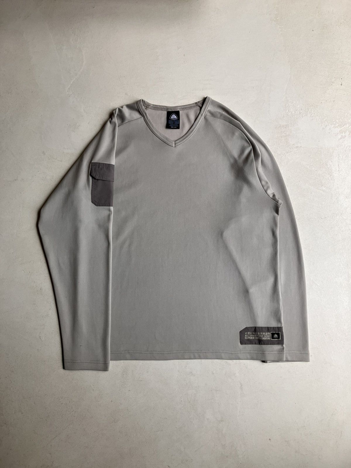Nike ACG Vintage 2000s Euro Nike ACG Longsleeve Shirt Size US M / EU 48-50 / 2 - 1 Thumbnail