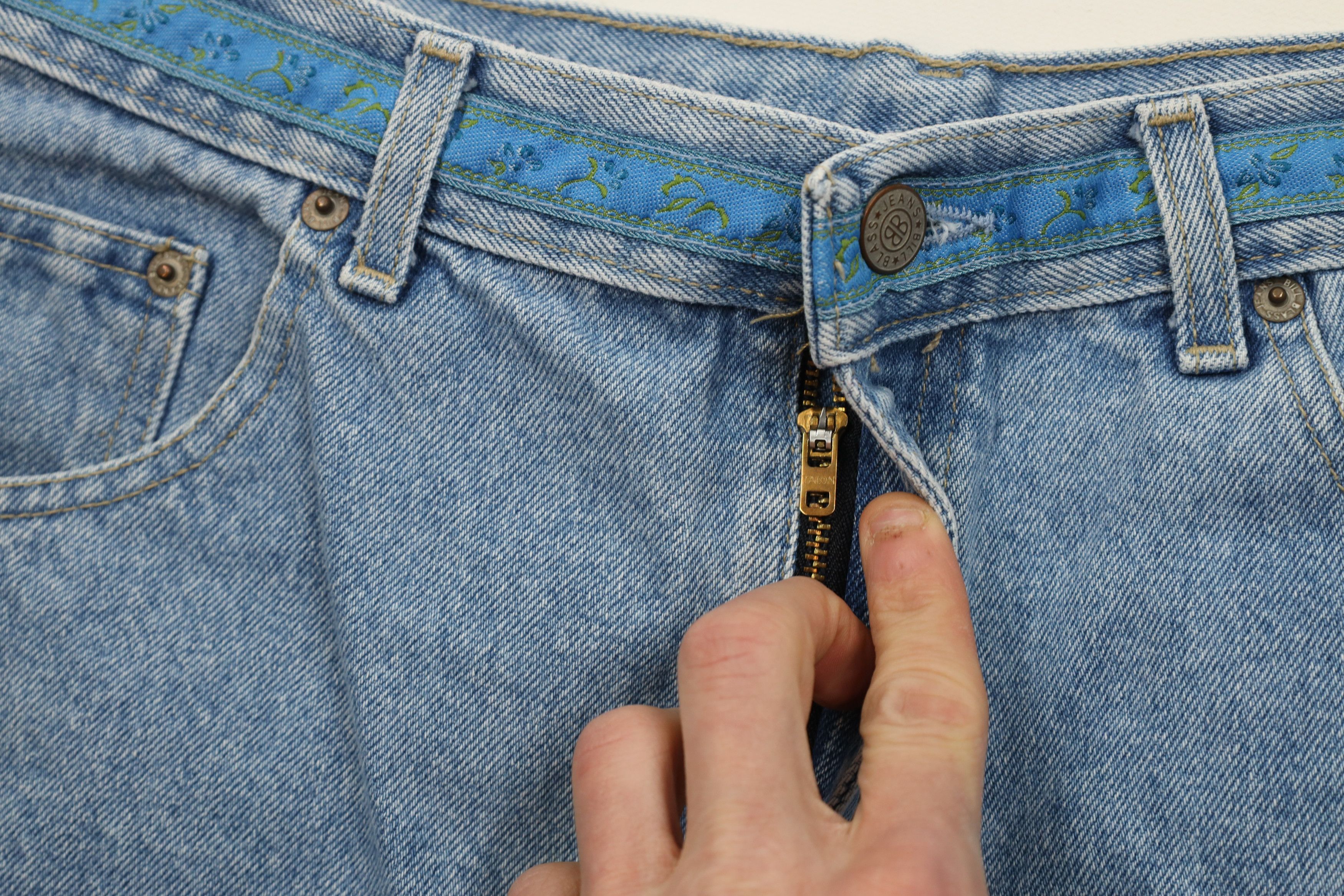 Vintage Vintage 90s Streetwear Trim Denim Jean Shorts Jorts Blue Size 36" / US 14 / IT 50 - 6 Thumbnail