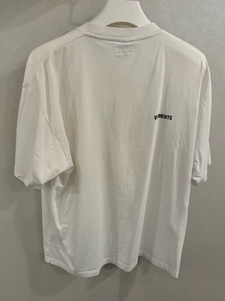 Vetements Vetements Non-mainstream short sleeve 2504-Nextarrow Size US S / EU 44-46 / 1 - 4 Thumbnail