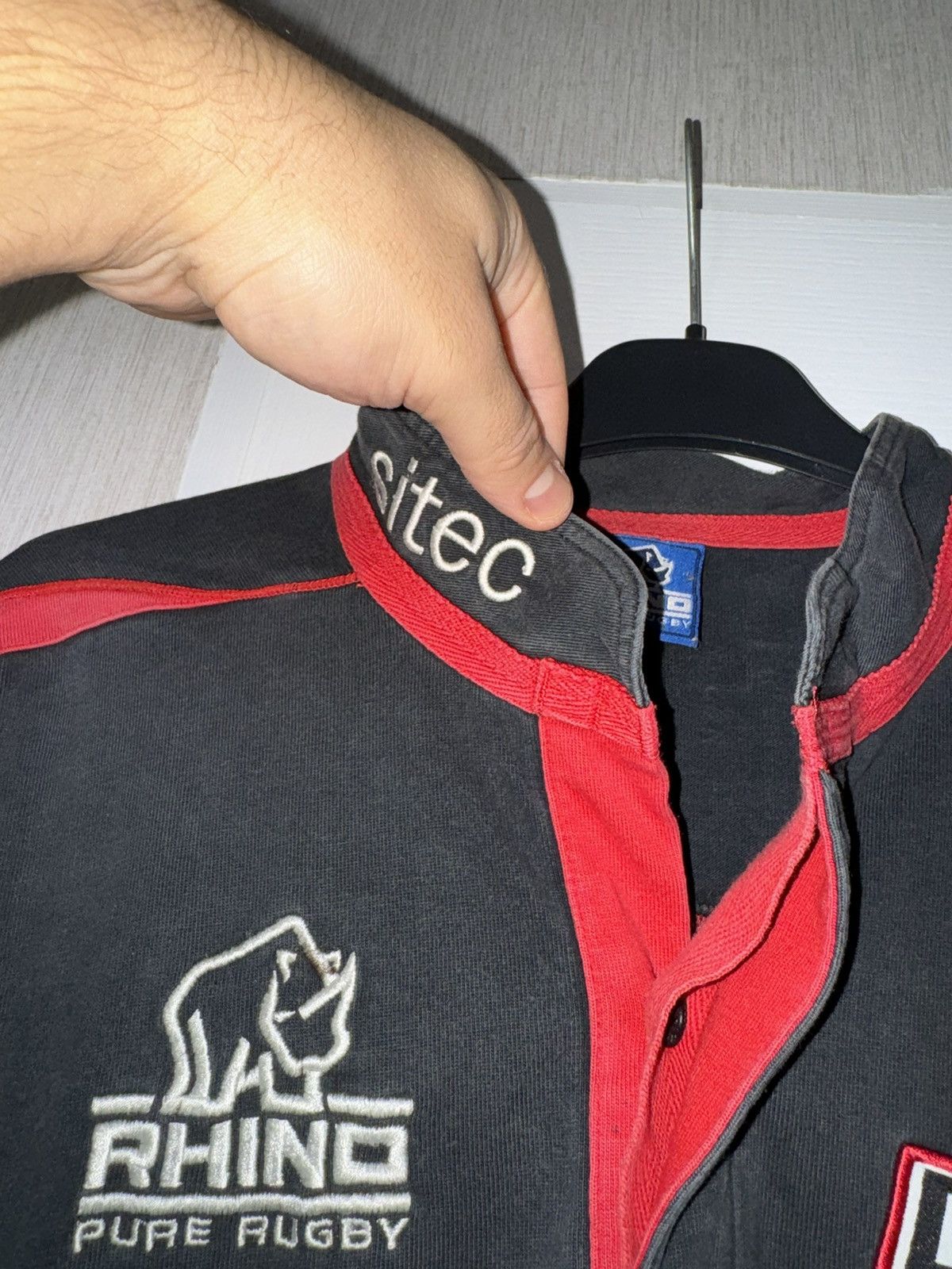Vintage Edinburgh Union 2009 Black Rhino Rugby Jersey Maillot L sz Size US L / EU 52-54 / 3 - 11 Thumbnail