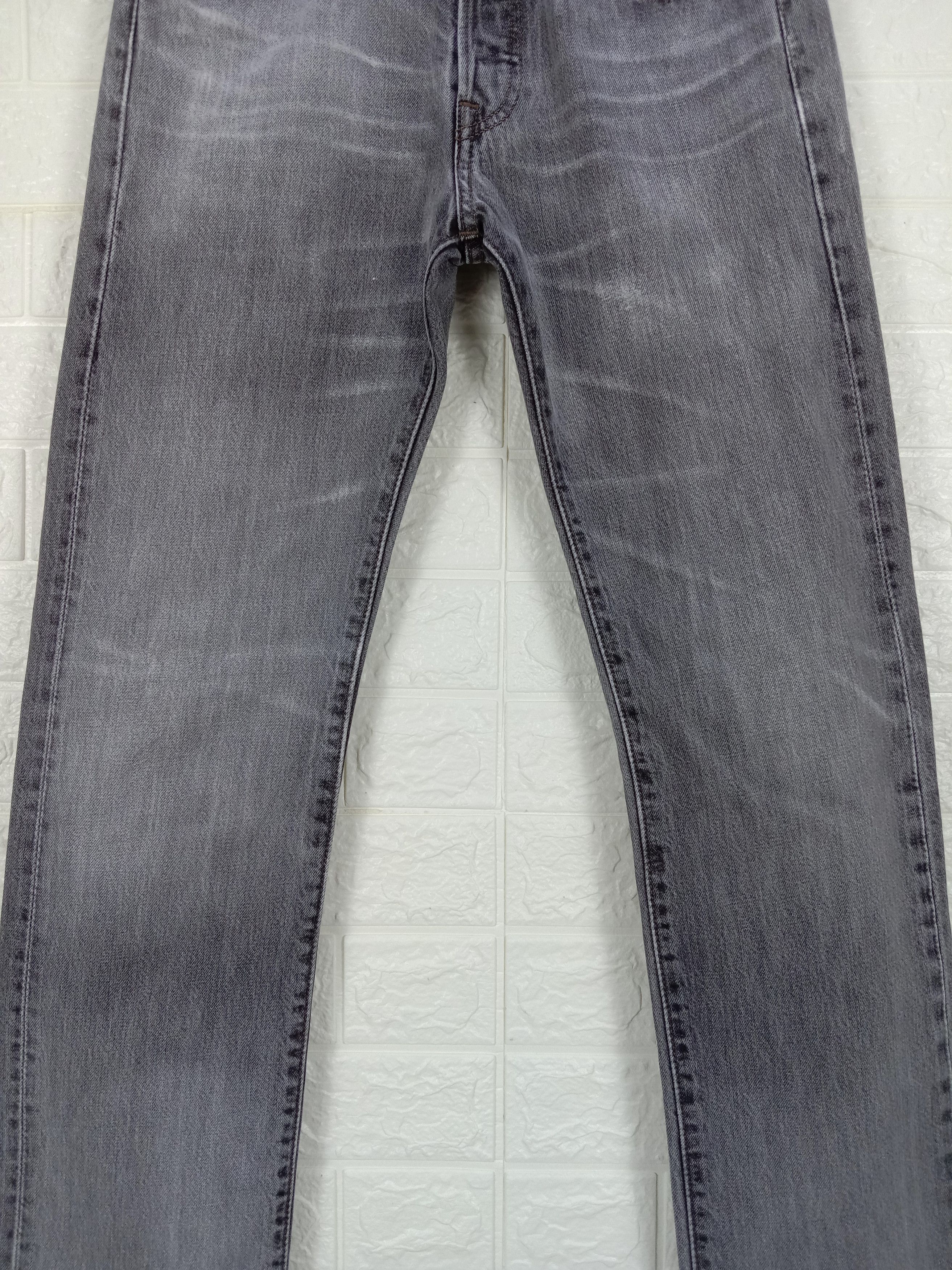Levi's Vintage Levi's 501 Faded Black Jeans Buttons Fly Denim Size US 28 / EU 44 - 3 Thumbnail