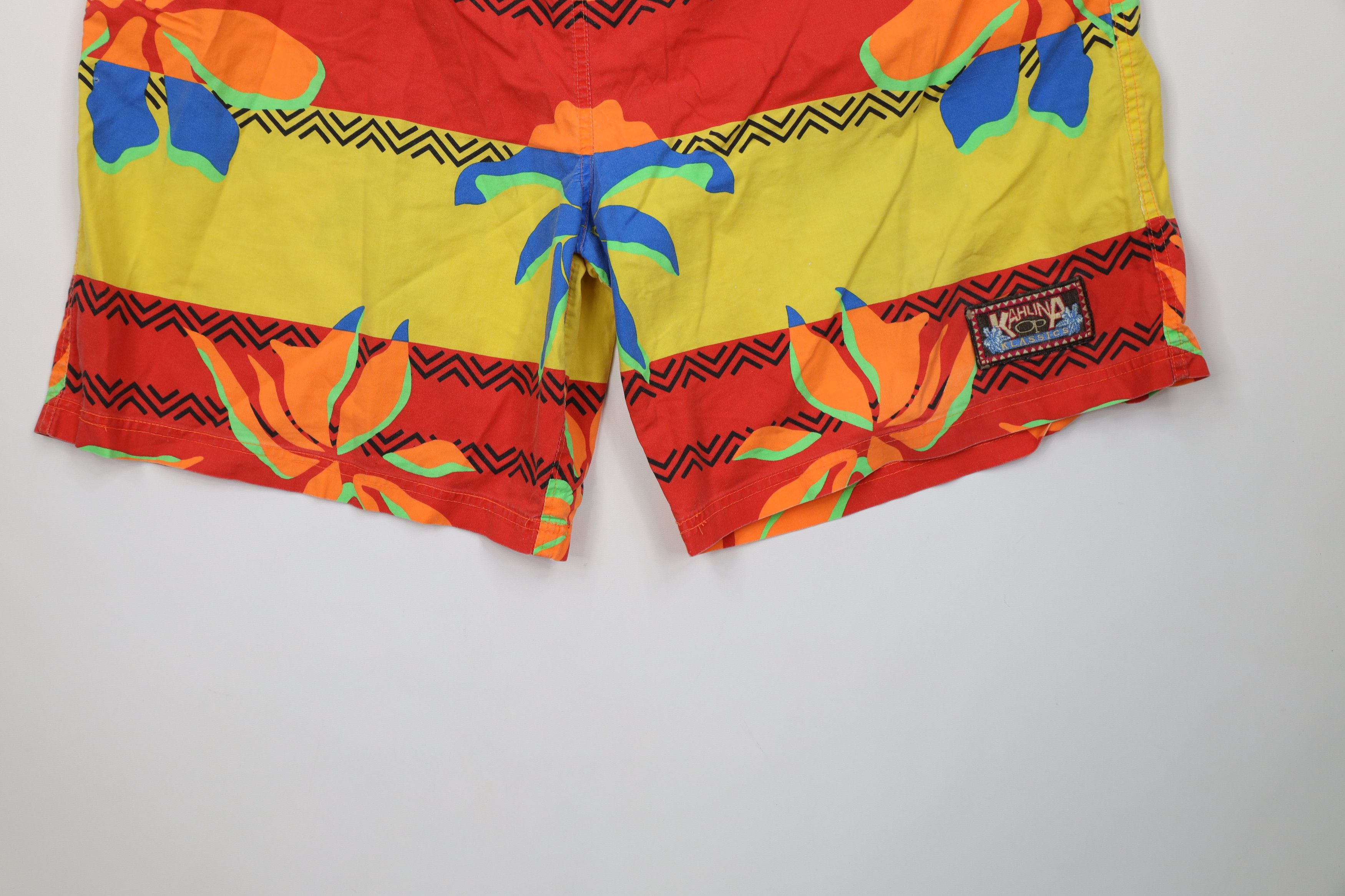 Ocean Pacific Vintage 90s Ocean Pacific Kahlina Abstract Surf Shorts Size US 38 / EU 54 - 4 Thumbnail