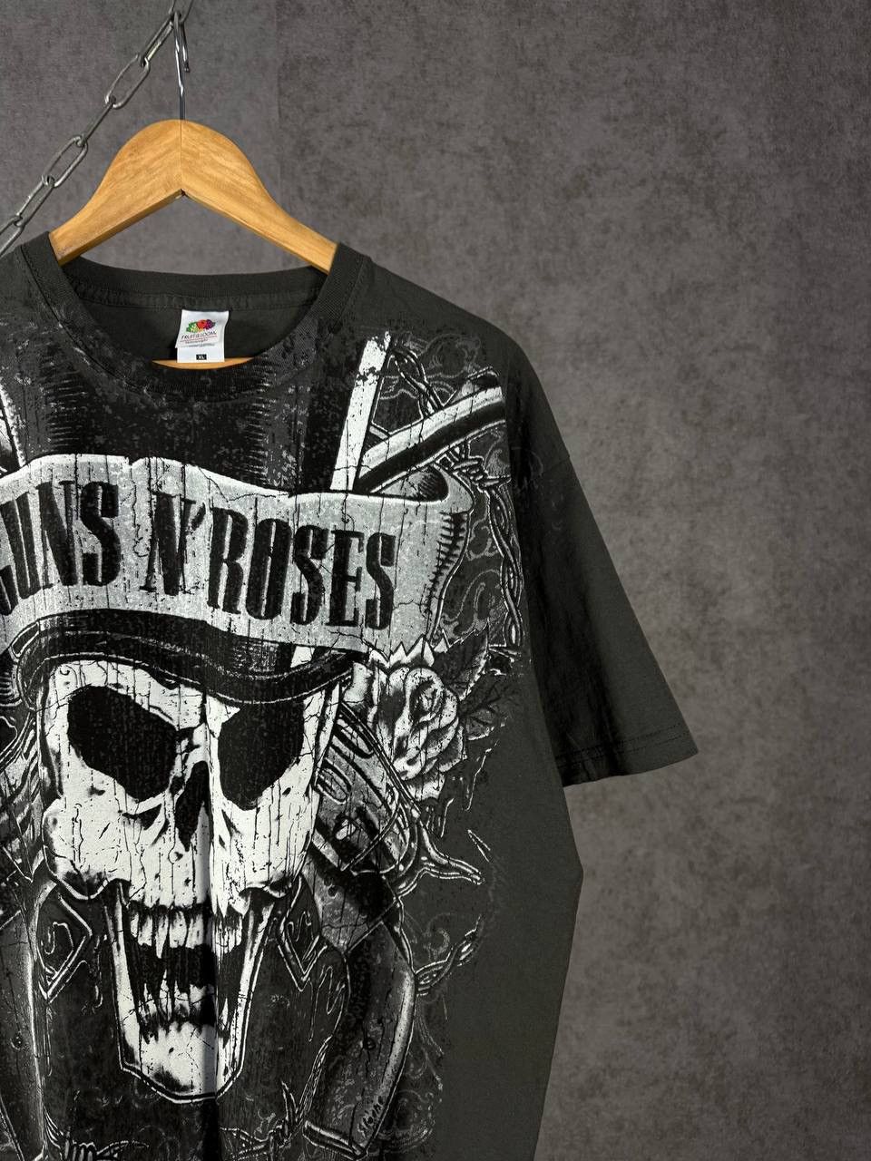 Guns N' Roses Guns N Roses overprinted rock band tee Size US XL / EU 56 / 4 - 2 Thumbnail