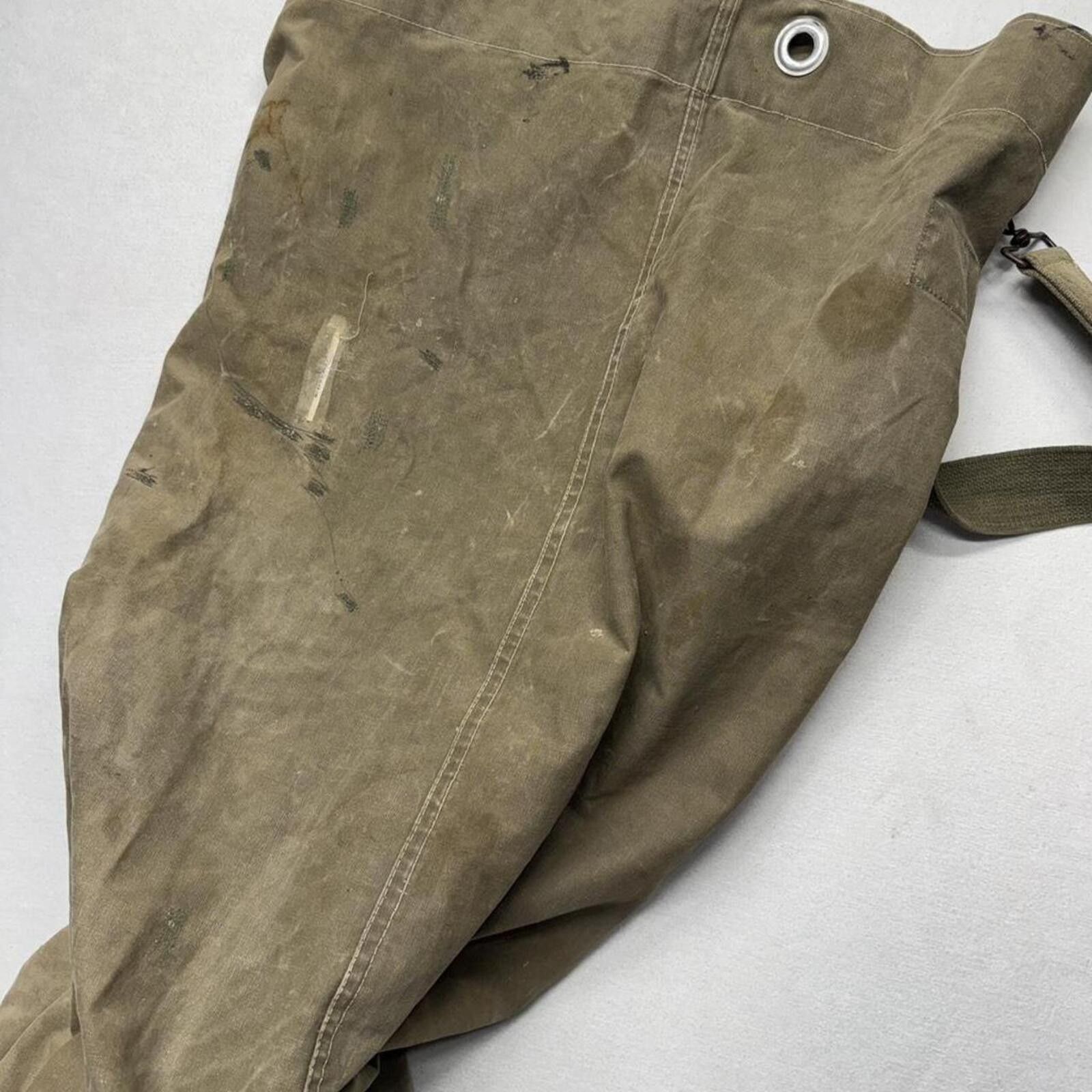 Other 1950s Cold War German army/military brown canvas duffle bag Size ONE SIZE - 5 Thumbnail