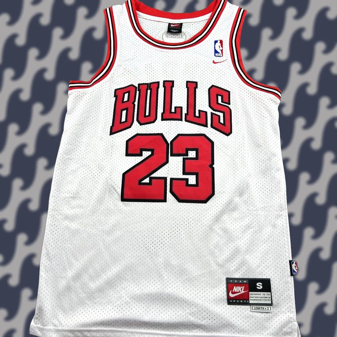 Nike Nike Chicago Bulls 1997 1998 Michael Jordan Basketball Jersey Mens Small +2 NBA Tank Shirt Hoodie? Size US S / EU 44-46 / 1 - 1 Thumbnail