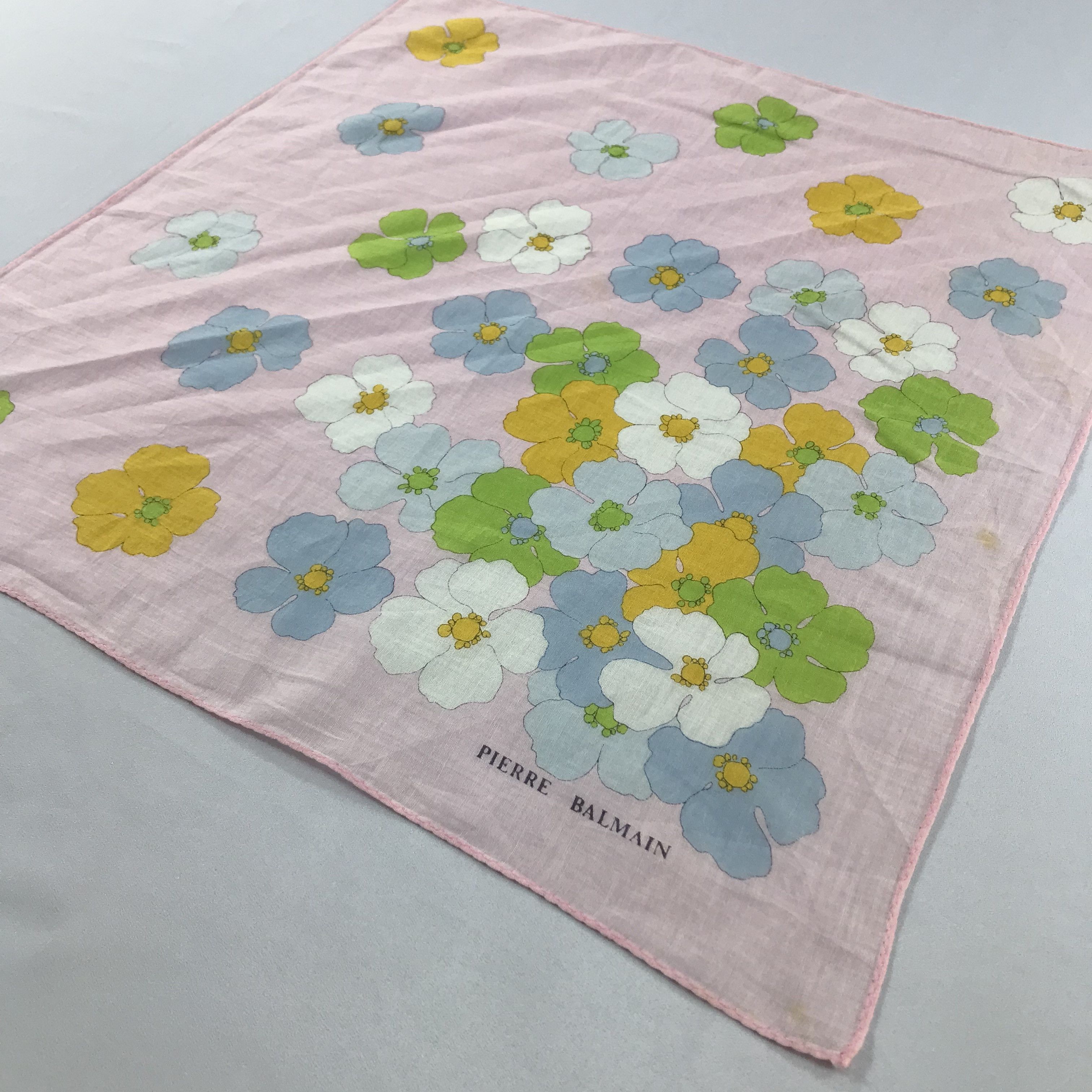 Pierre Balmain × Vintage Pierre Balmain Bandana / Handkerchief / Neckerchief - S2466 Size ONE SIZE - 2 Thumbnail