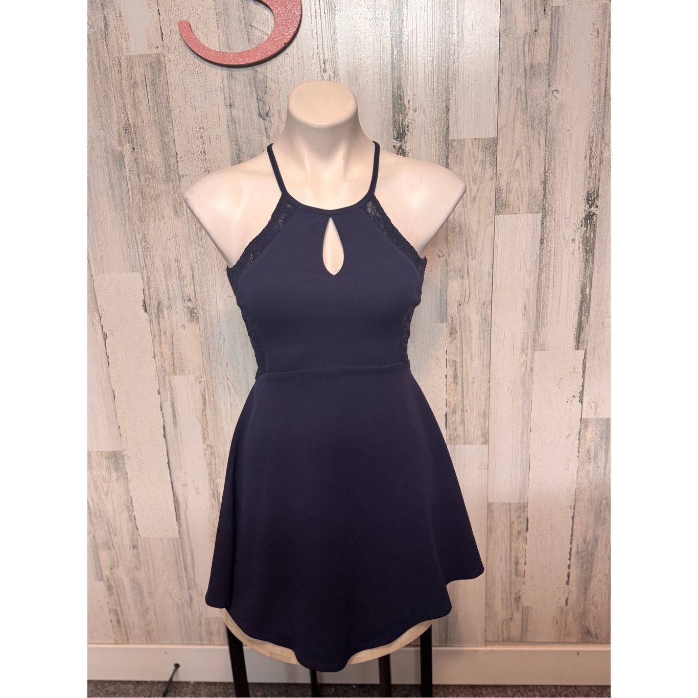 Other Speechless Navy Halter Lace Skater Dress Size 3 Size XS / US 0-2 / IT 36-38 - 2 Thumbnail