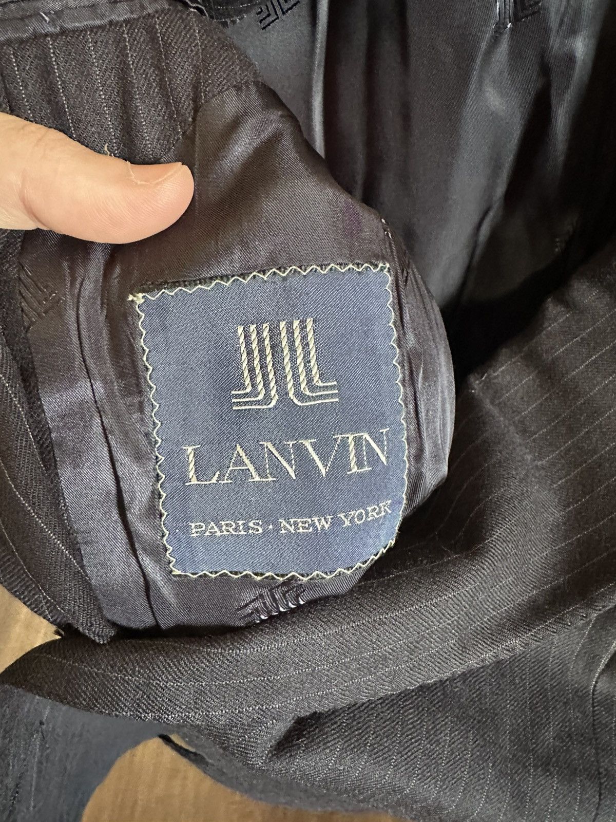 Lanvin Virgin wool navy pinstriped MiUSA mens 2pc suit Size 40S - 10 Thumbnail