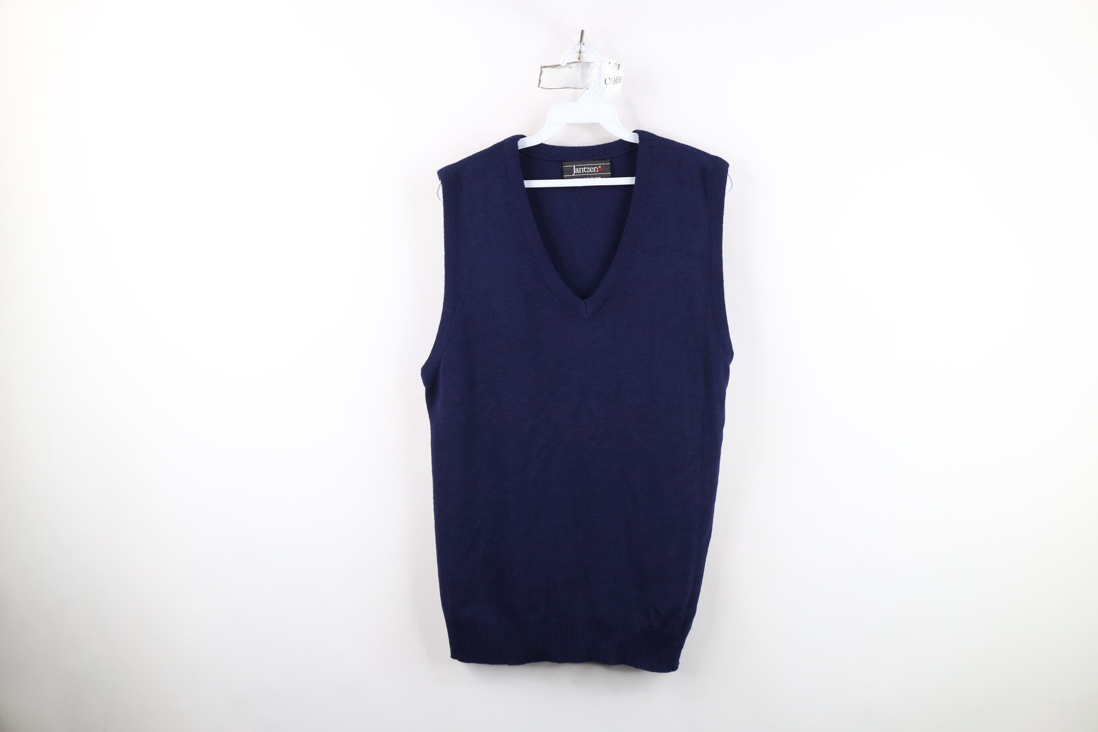 Vintage Vintage 70s Streetwear Blank Knit Sweater Vest Blue USA Size US L / EU 52-54 / 3 - 1 Thumbnail