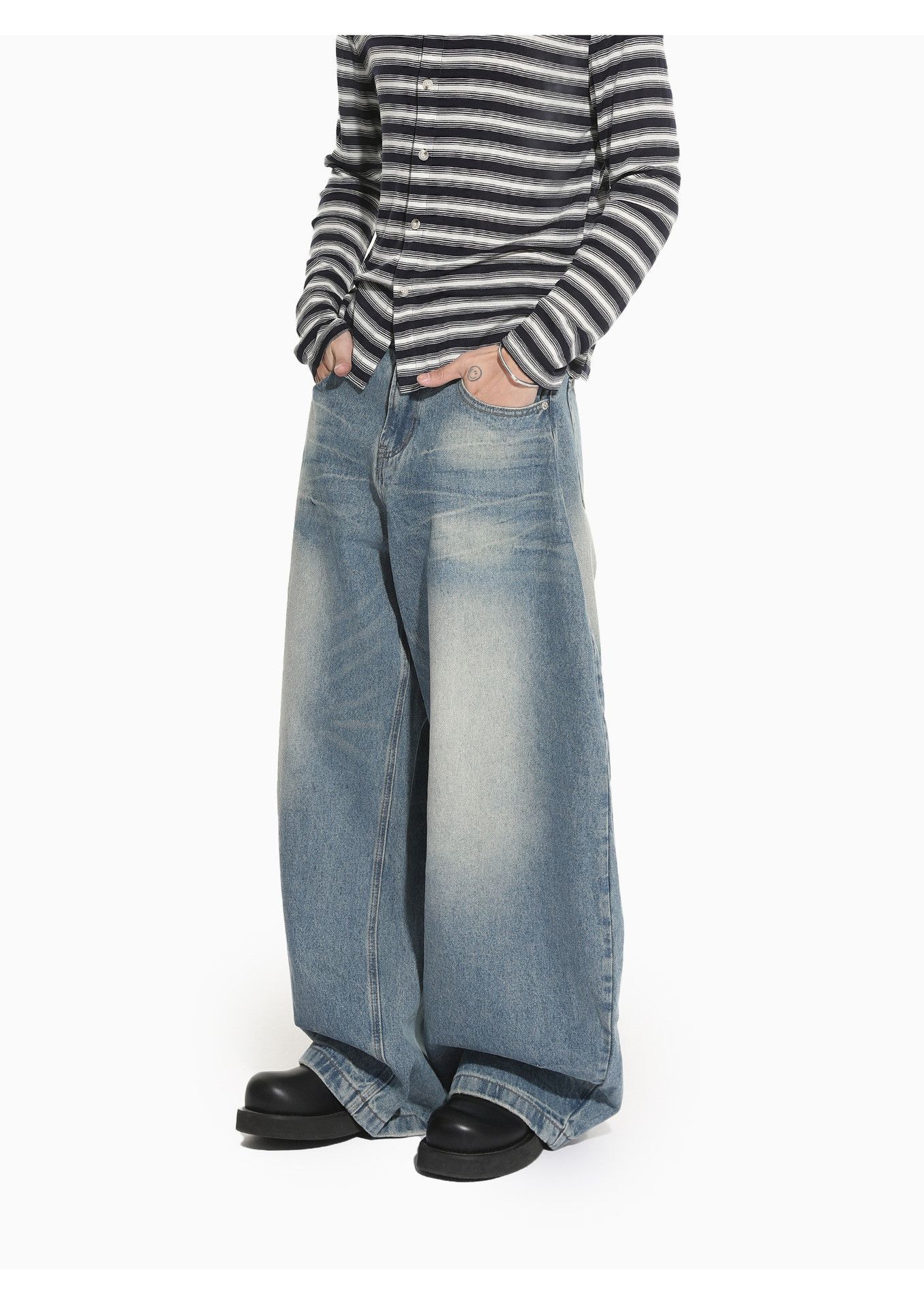 Vintage Japanese casual retro washed blue versatile scimitar jeans Size US 32 / EU 48 - 3 Thumbnail