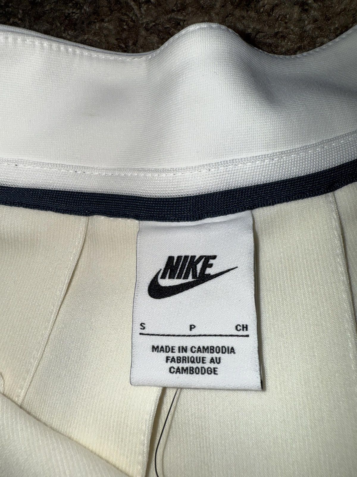 Nike Nike Women’s Yoon Ahn Tennis Pleated Mini Embroidered White Skirt Size 28" / US 6 / IT 42 - 7 Thumbnail