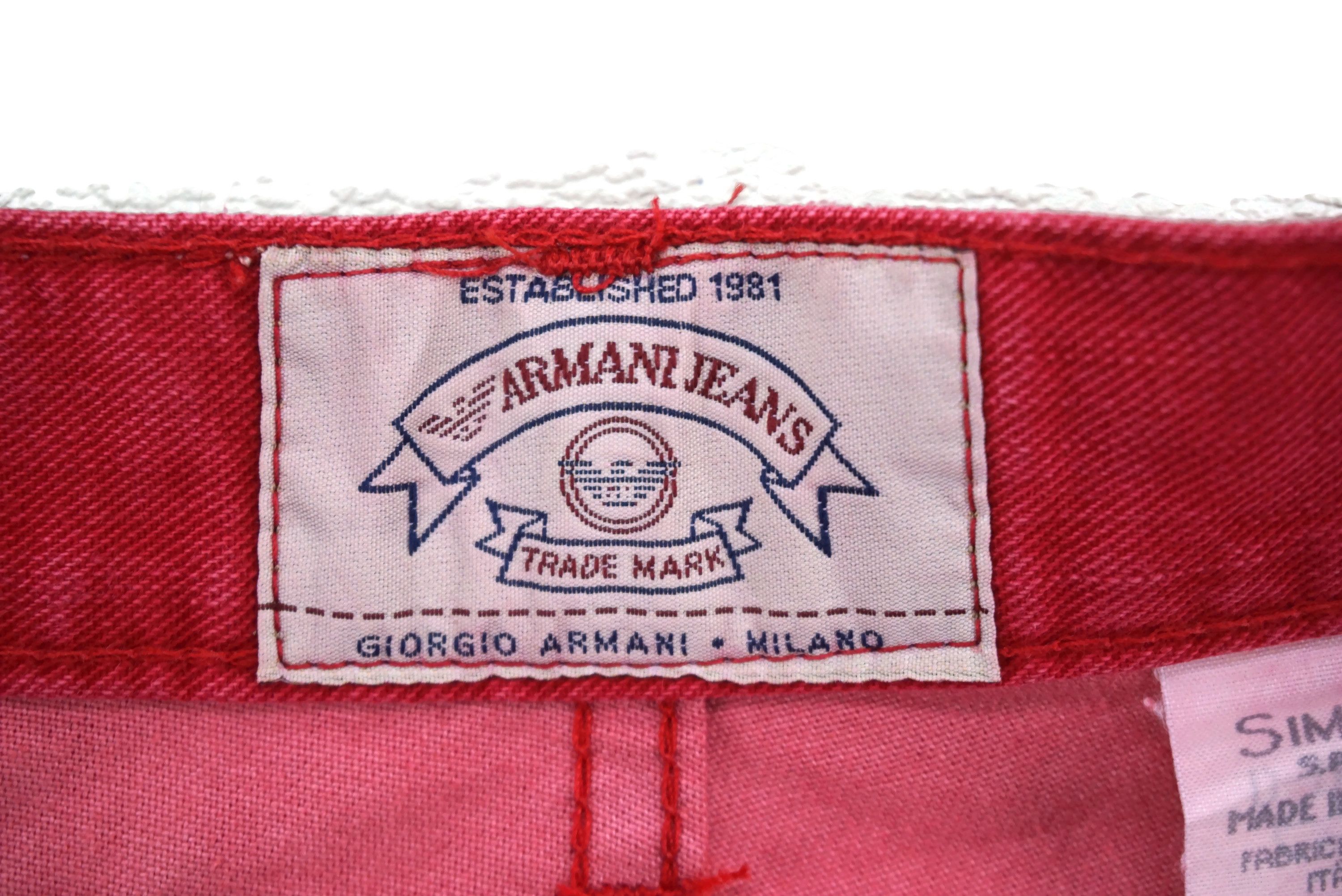 Armani Distressed Jeans W24xL31.75 High-Waisted Denim Made in Italy Size 24" / US 00 / IT 34 - 9 Thumbnail